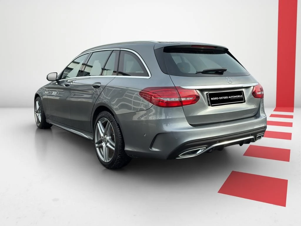 Mercedes-Benz-C-Klasse 300 de-image-3