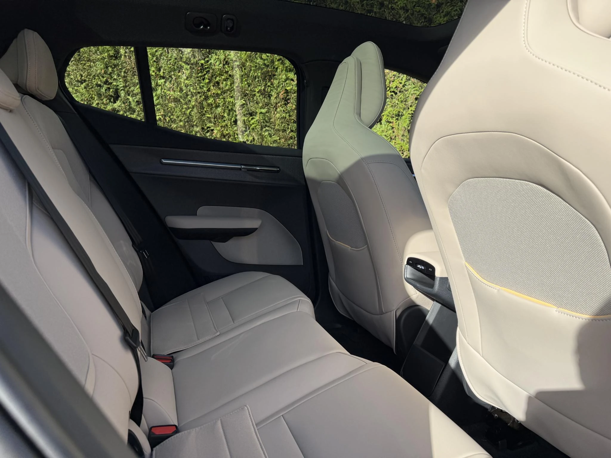 Volvo-EX30-image-10