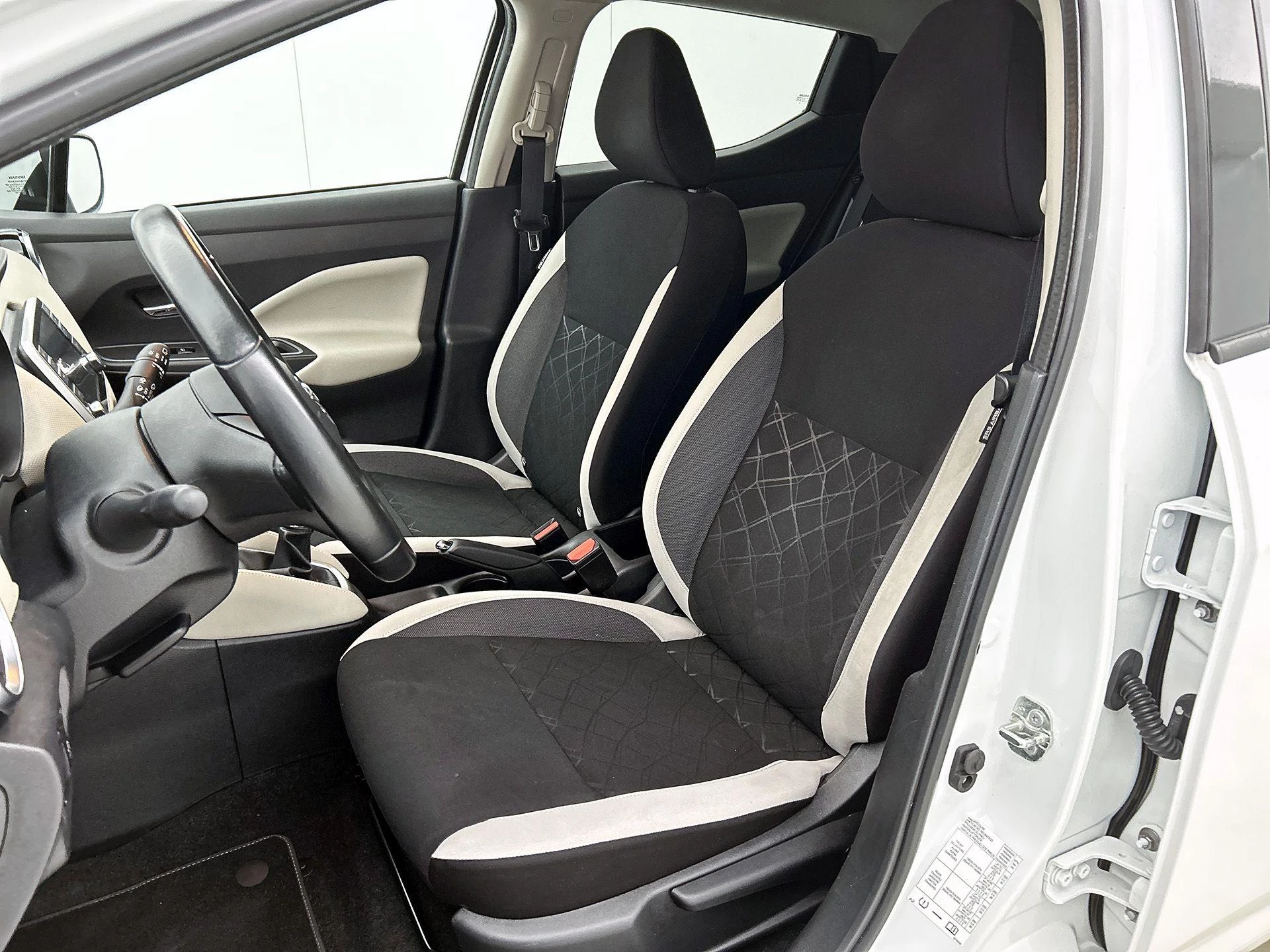 Nissan Micra 1.0 IG-T N-Connecta