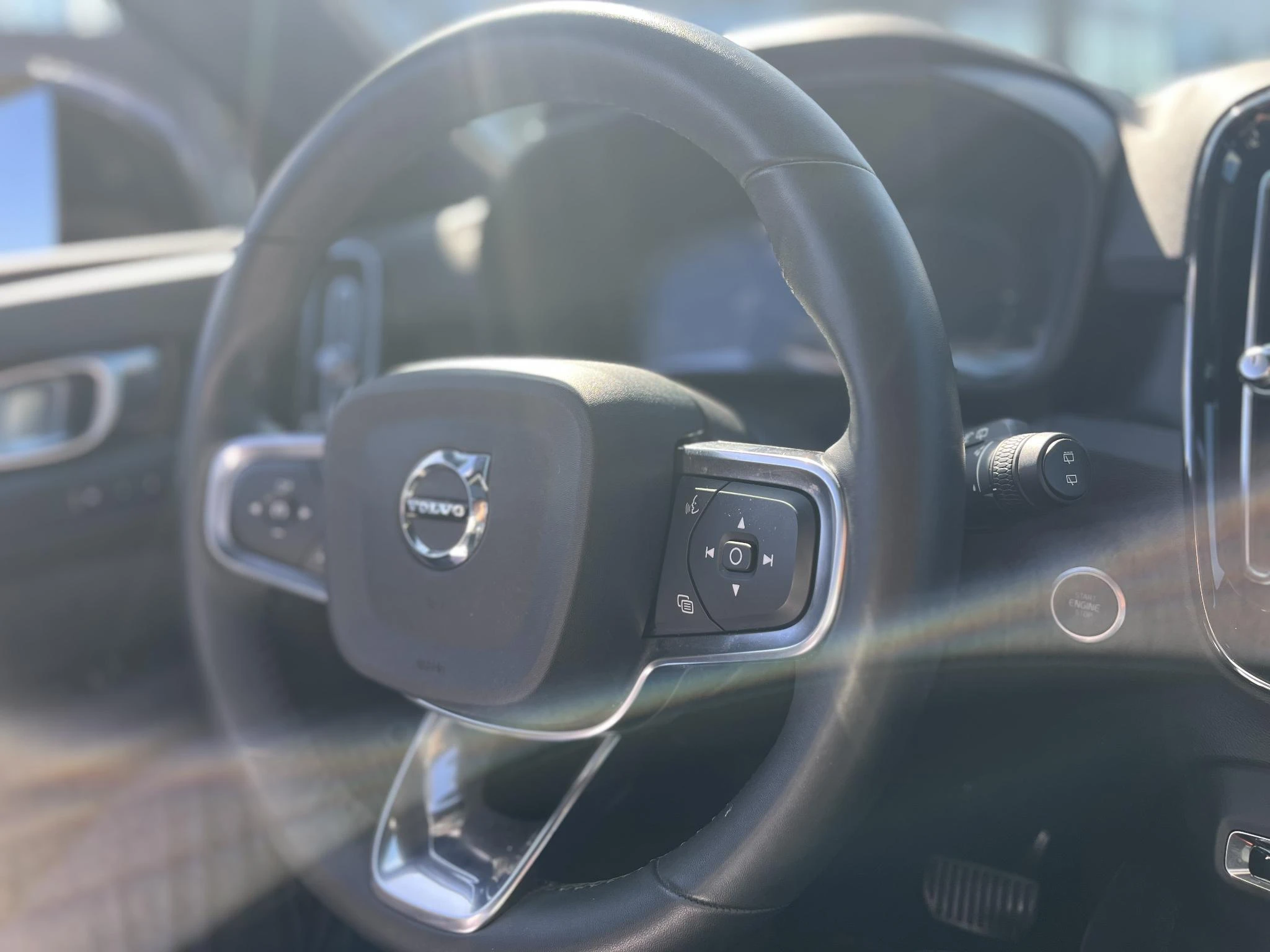Volvo-XC40-image-16