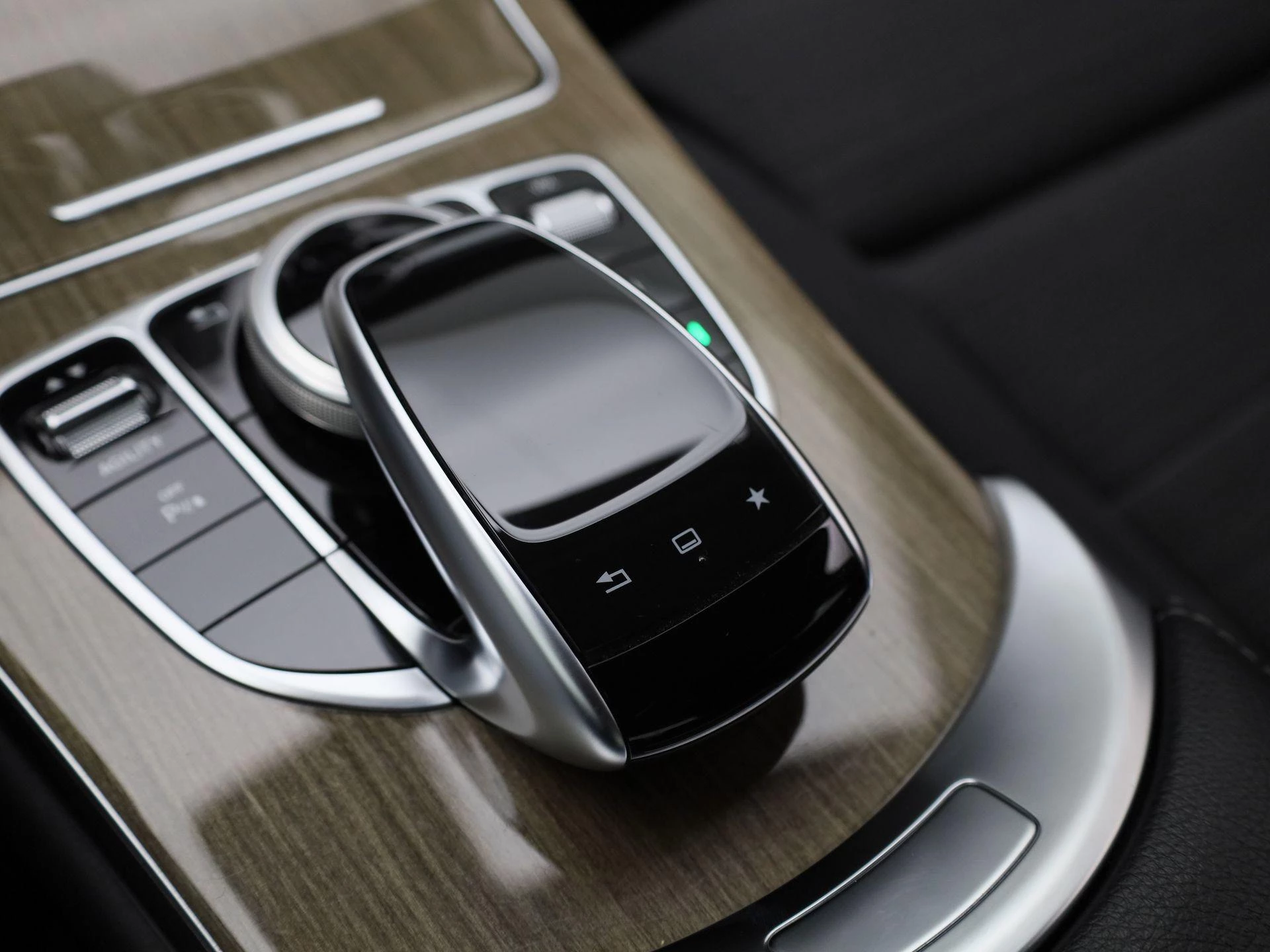 Mercedes-Benz C-Klasse 200