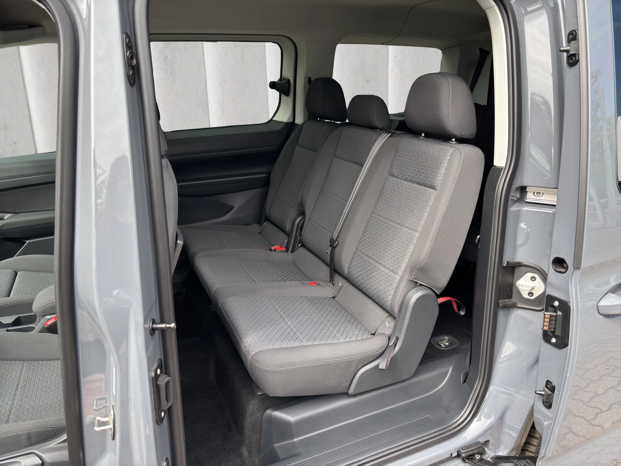 Ford Tourneo Connect Grand Titanium Aut.*AHK*ACC*KAM*NAVI*SHZ