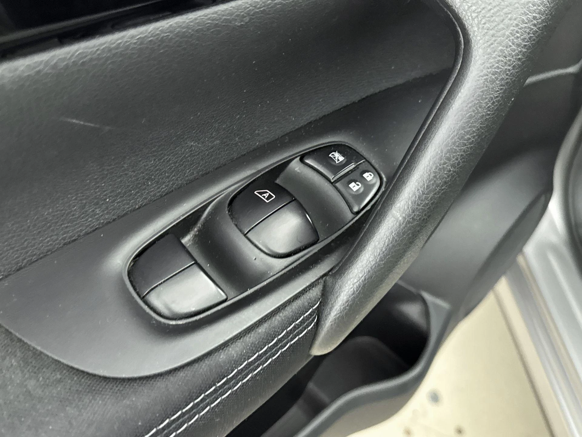 Nissan-QASHQAI-image-19