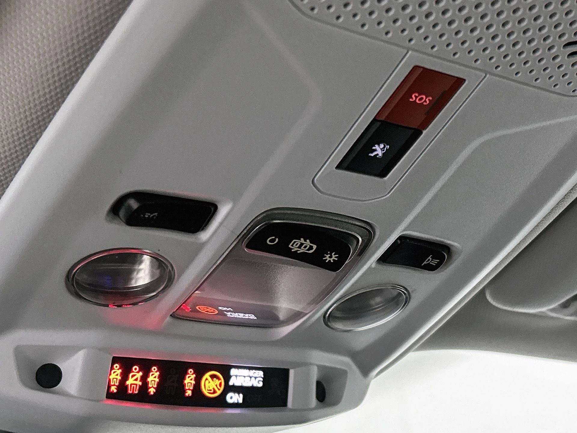 Peugeot-2008-image-12