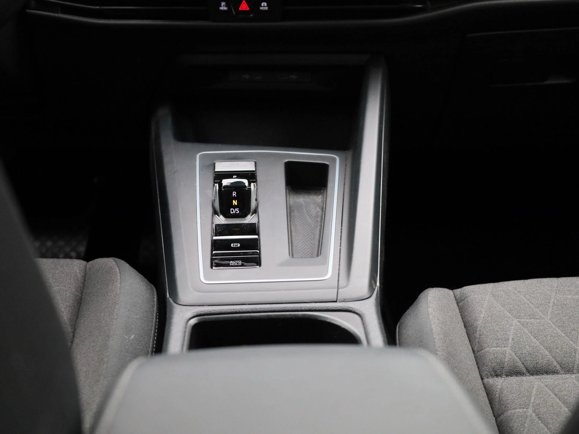 Volkswagen Golf 1.5 eHybrid Life Edition