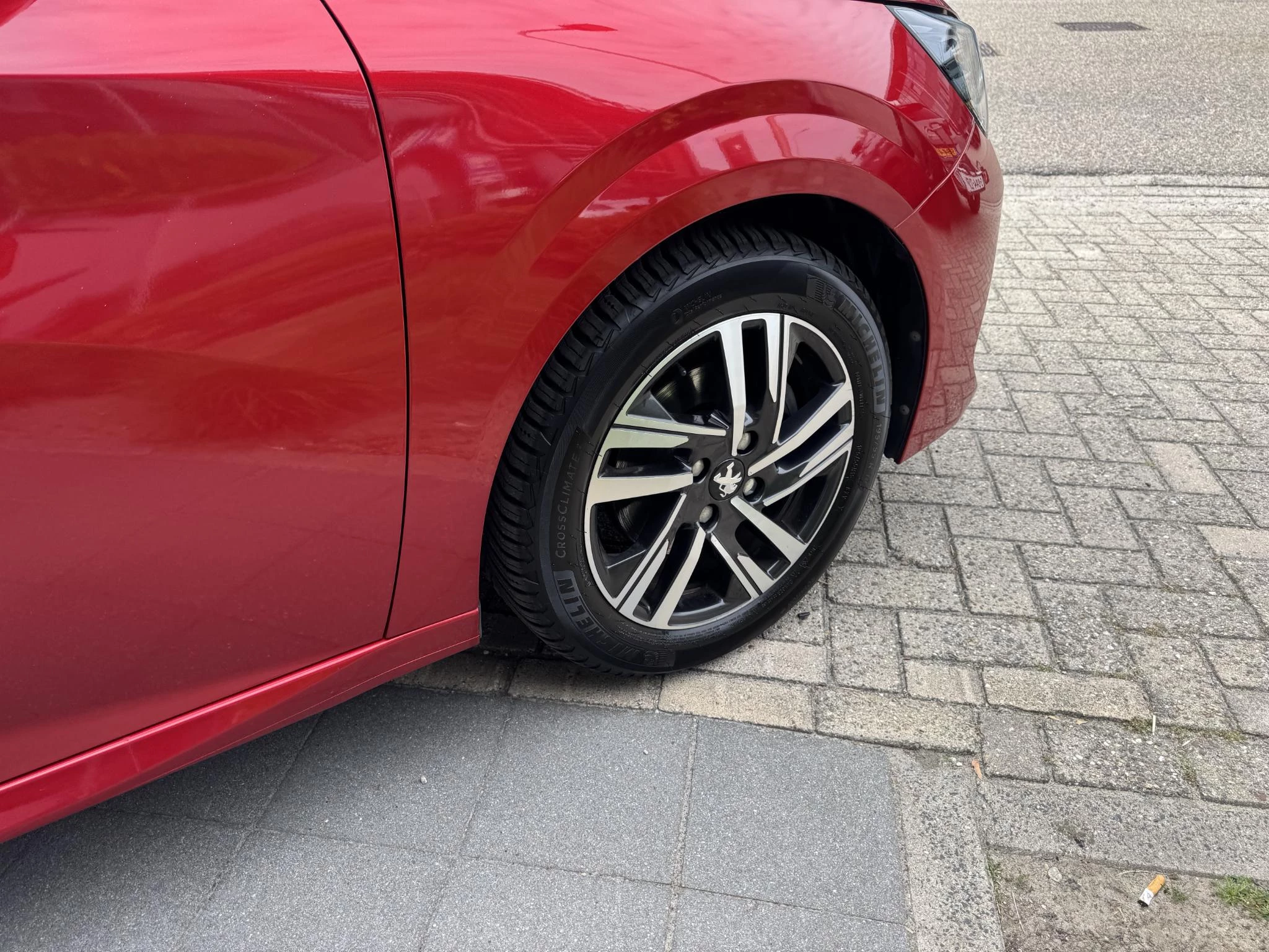Peugeot-208-image-11