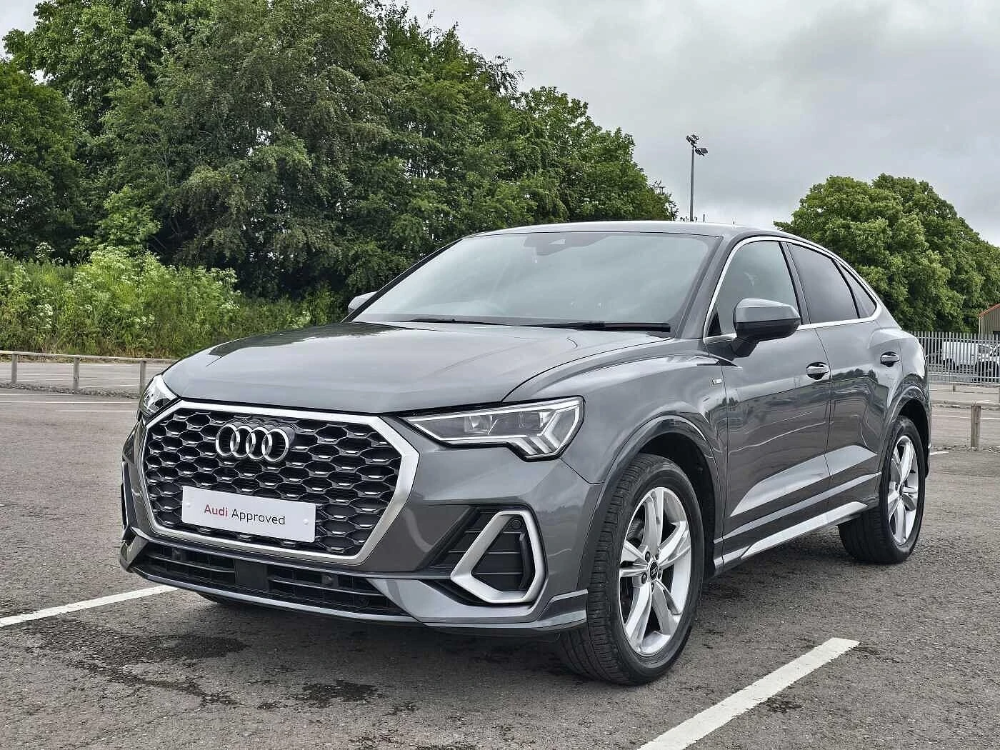 Audi-Q3-image-18