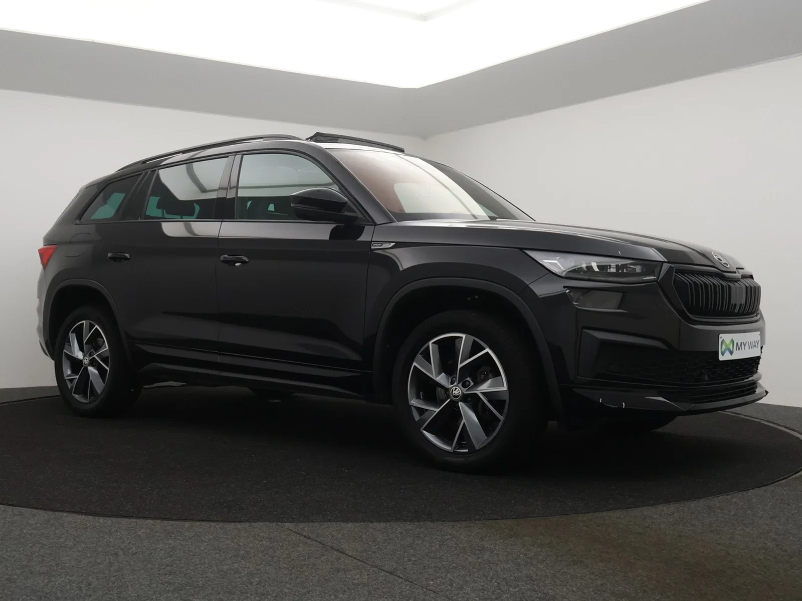 Škoda Kodiaq Kodiaq Sportline 1.5TSI 150PK *AUTOMAAT*7 ZITPLAATSEN*PANODAK*TREKHAAK*LEDER*ALCANTARA*SPORTZETELS*C