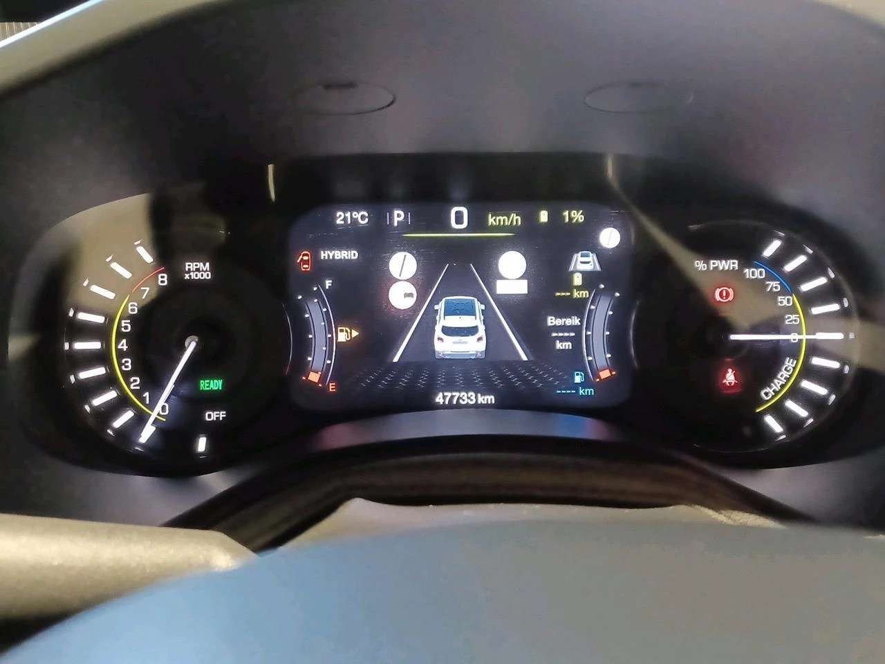 Jeep-Renegade-image-18