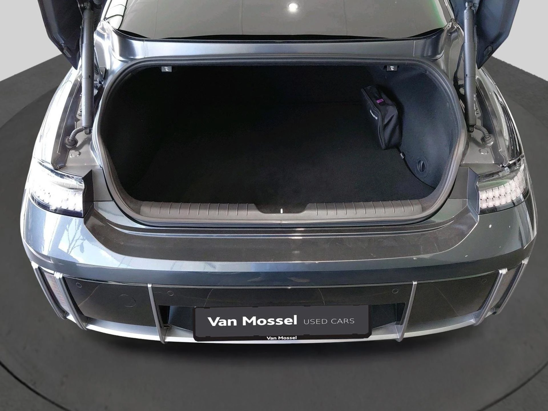 Hyundai IONIQ 6 Core Plus 77kWh