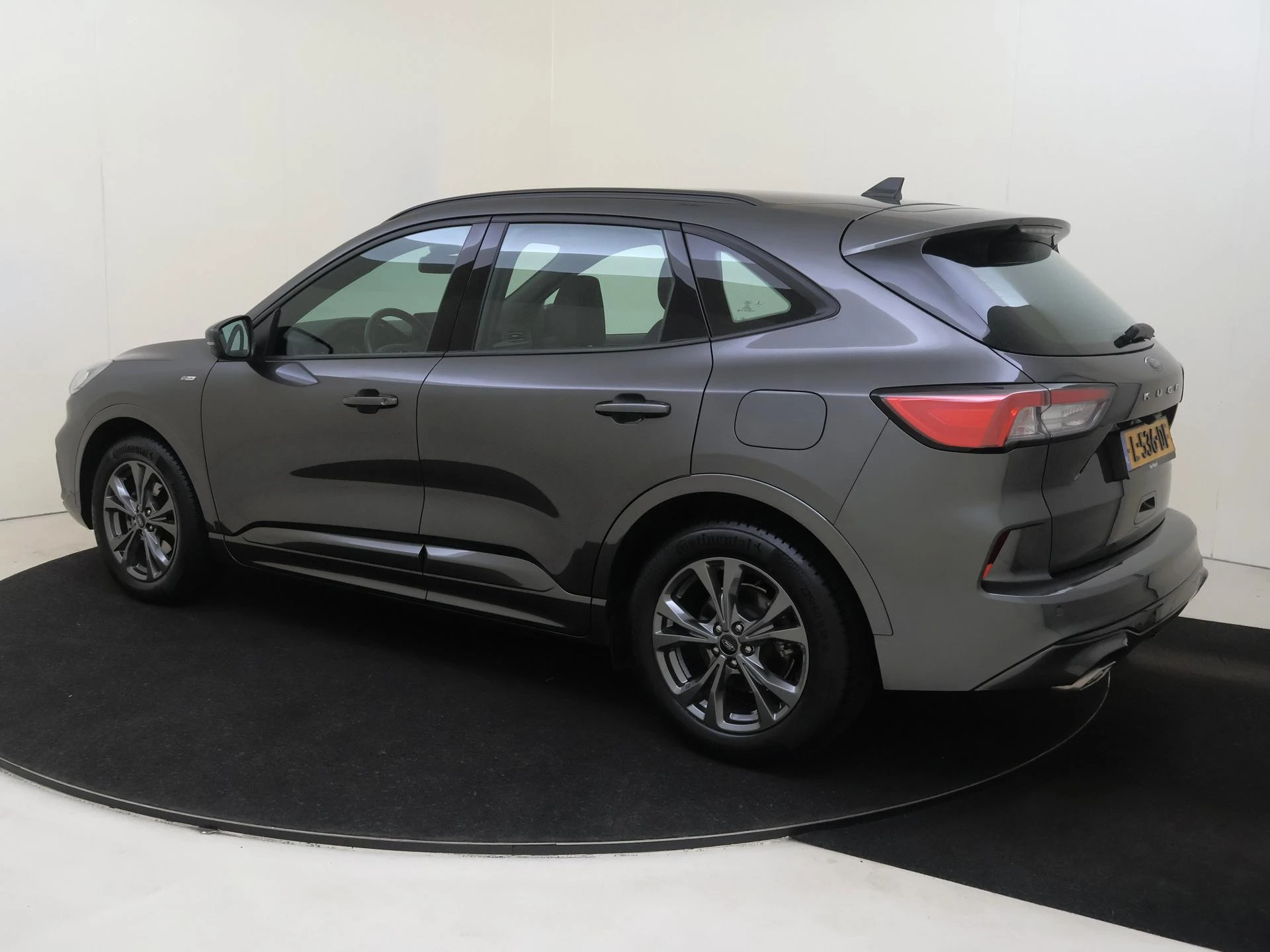 Ford-Kuga-image-2