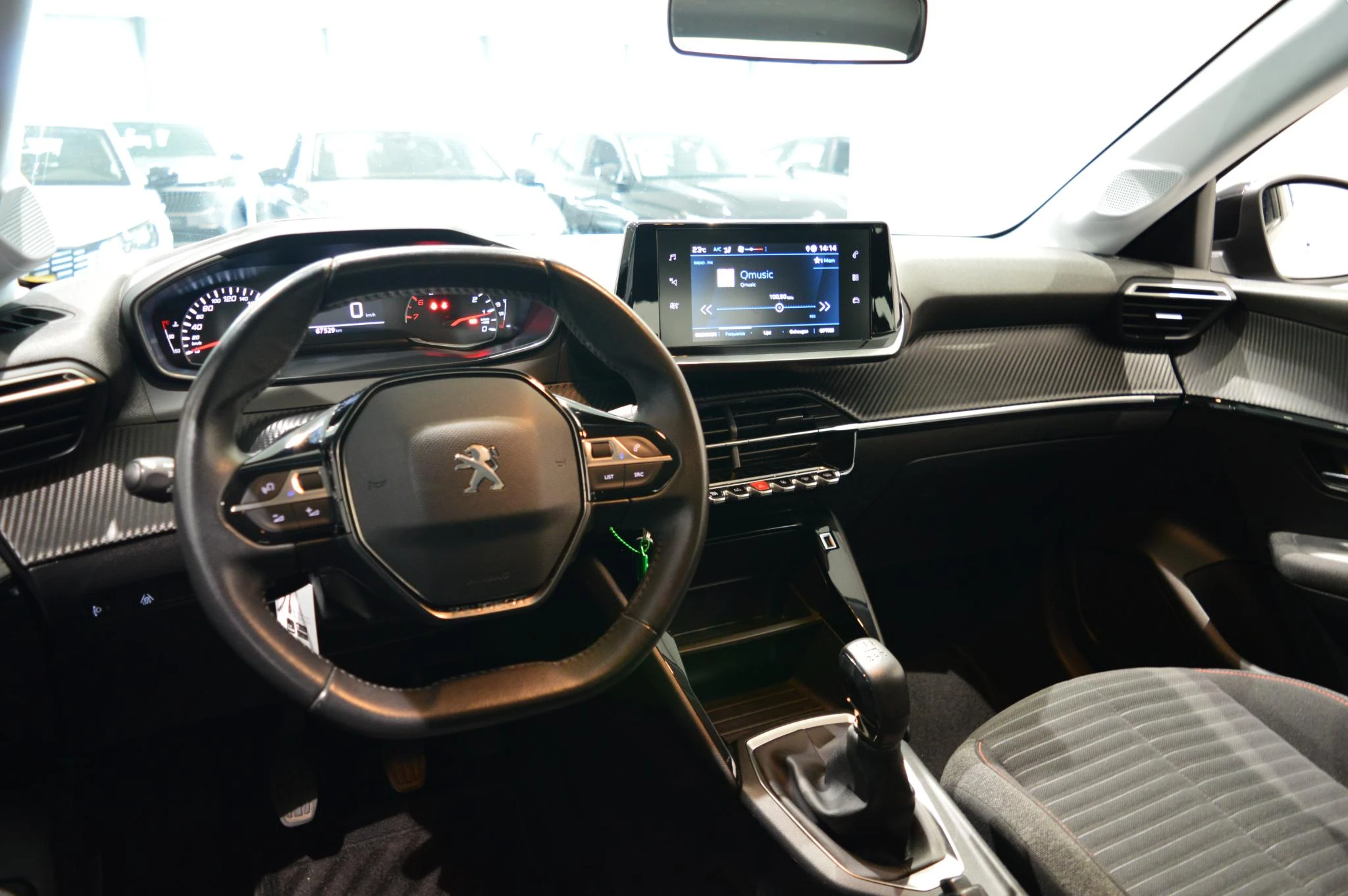 Peugeot-208-image-7