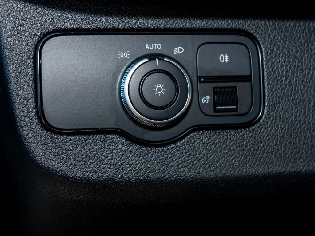 Mercedes-Benz-Sprinter 317-image-13
