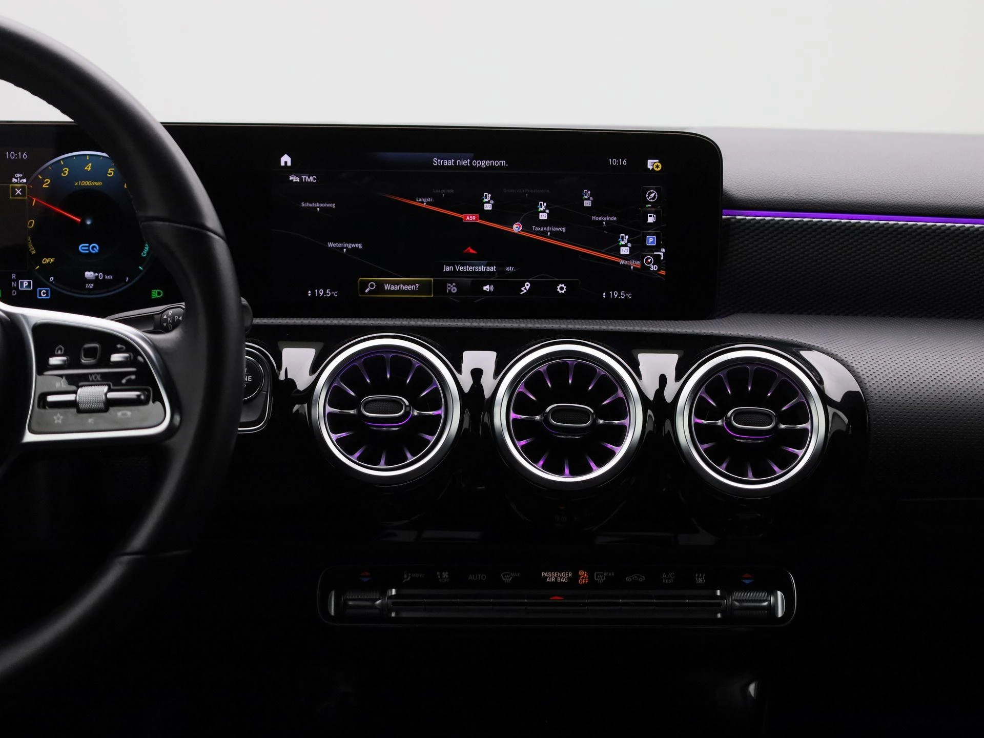 Mercedes-Benz-A-Klasse-image-9