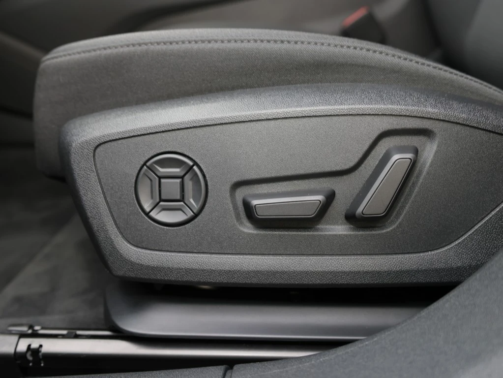 Audi-A6-image-8