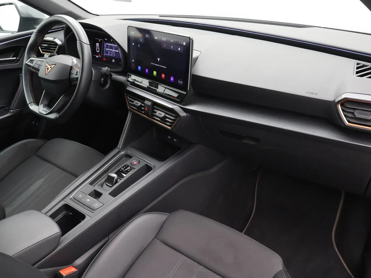 CUPRA-Leon Sportstourer-image-7