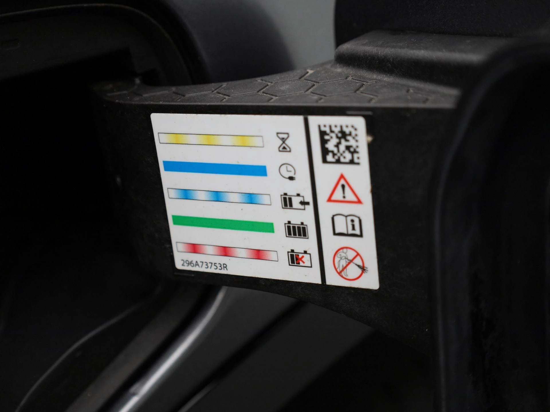 Renault-Megane E-Tech-image-34