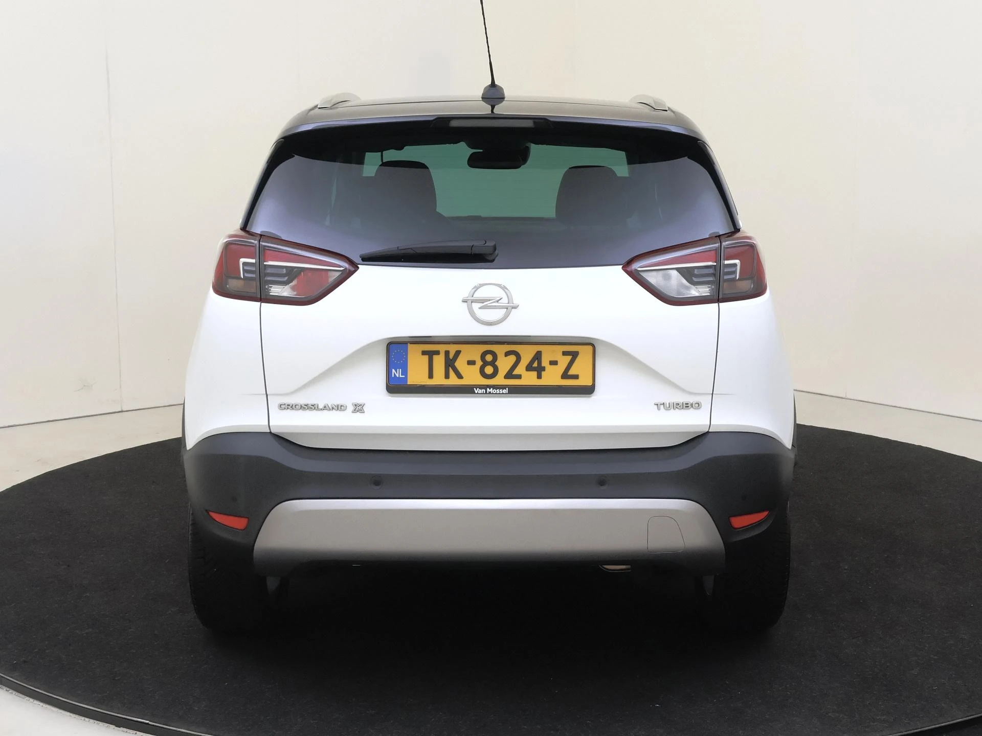 Opel-Crossland X-image-5