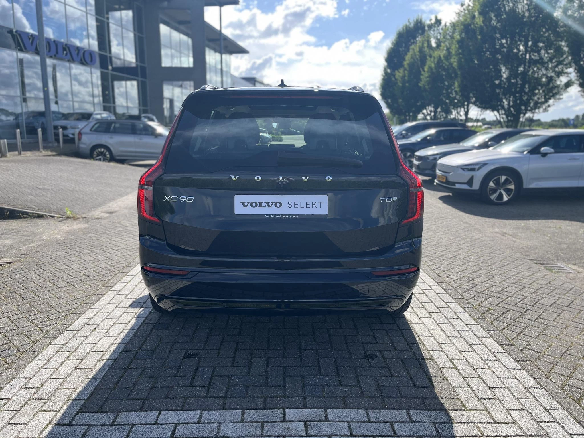 Volvo XC90 T8 Plug-in hybrid AWD Ultra Dark