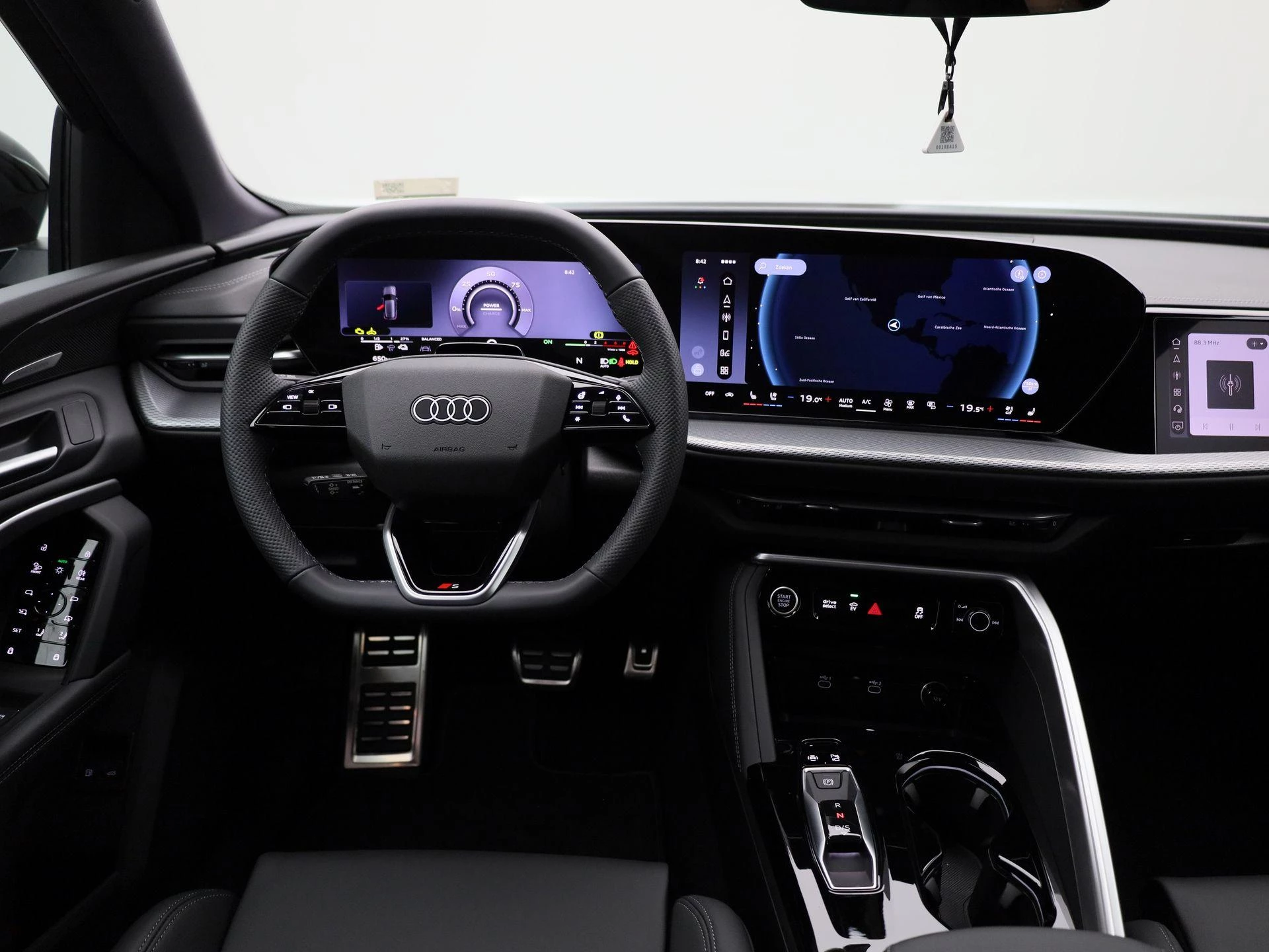 Audi Q5 2.0 TFSI e-hybrid quattro S edition Competition