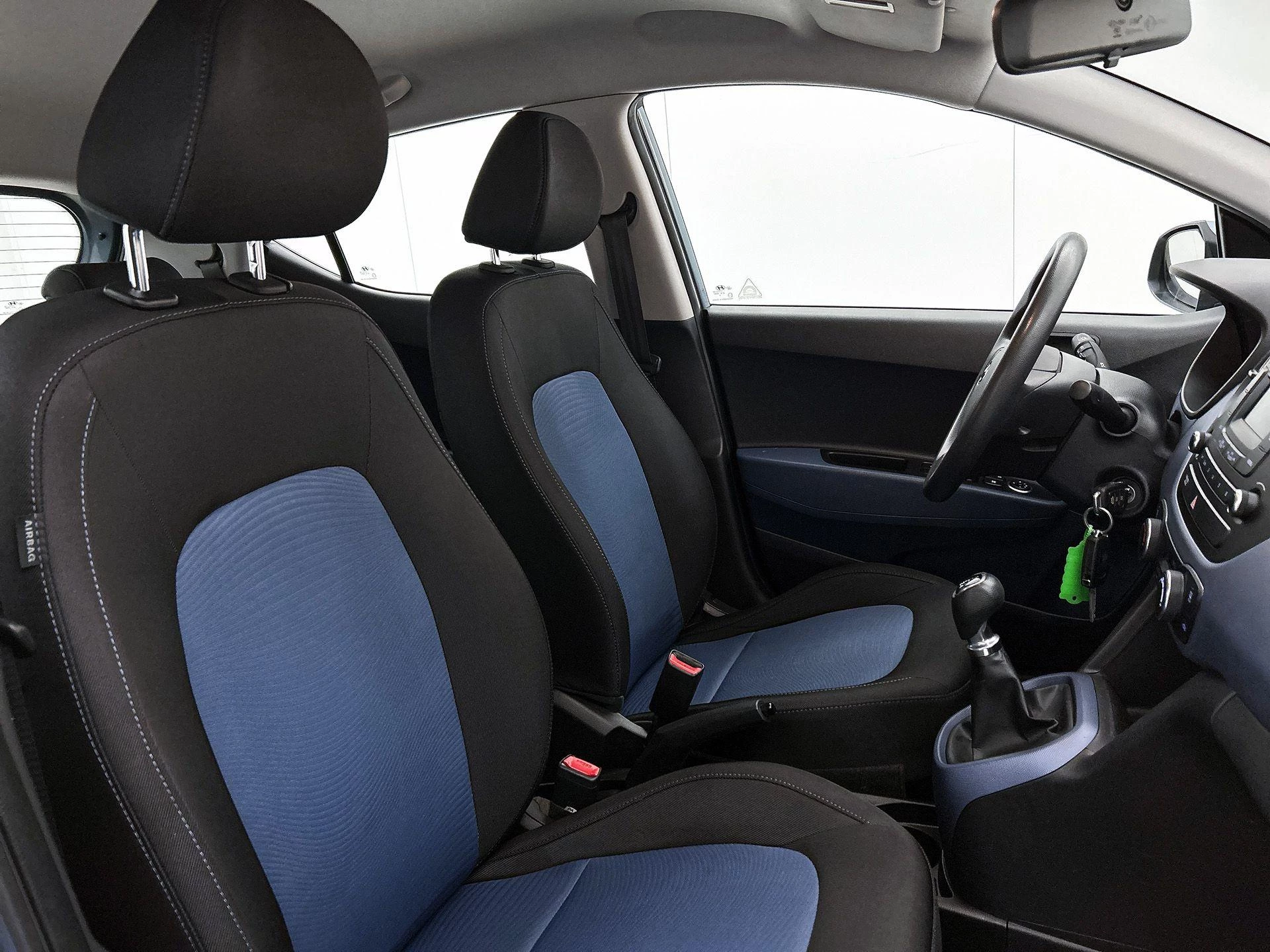 Hyundai-i10-image-29