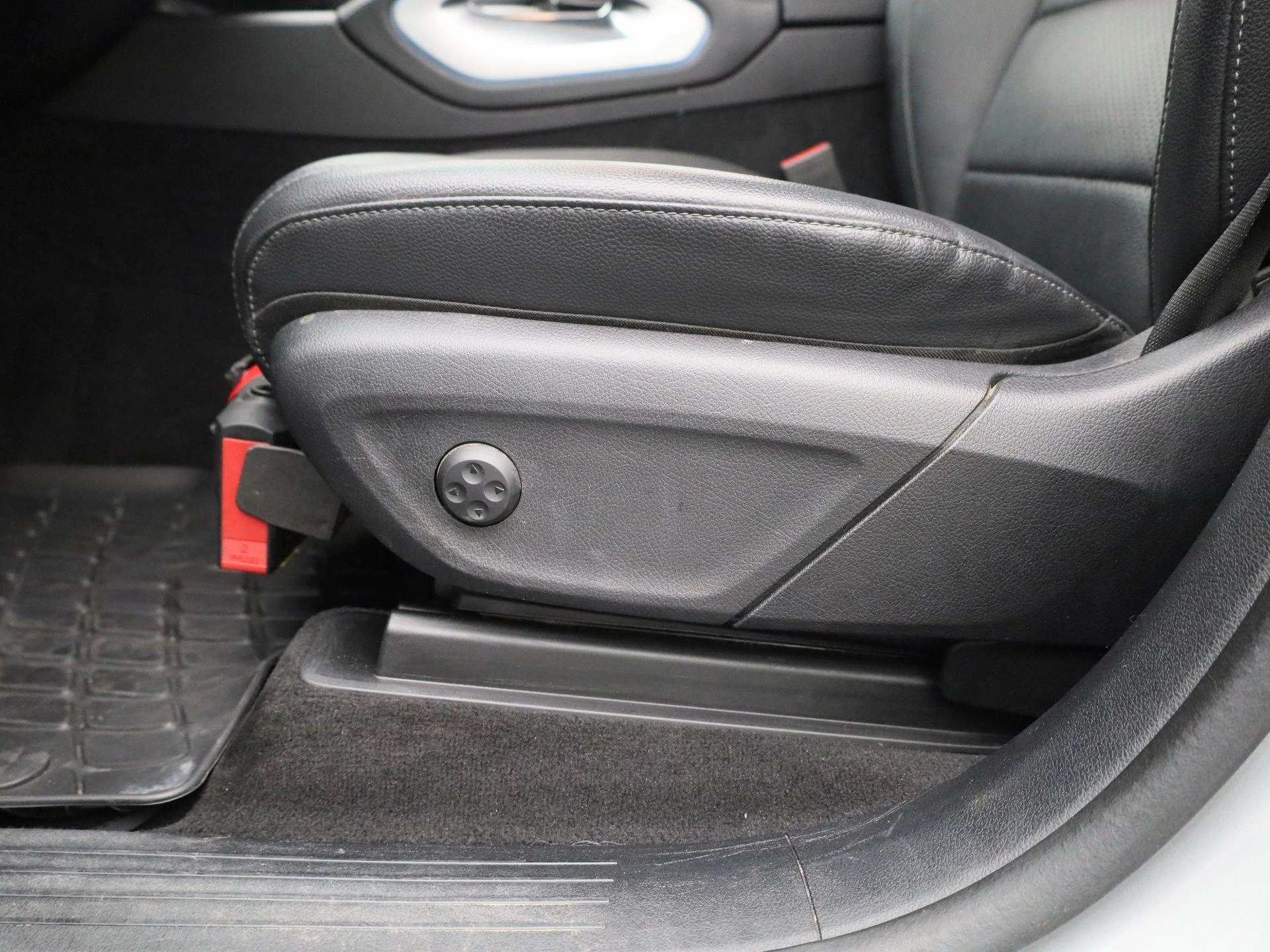 Mercedes-Benz GLE 350 de Business Solution + LEDER + TREKHAAK + LED + CAMERA +