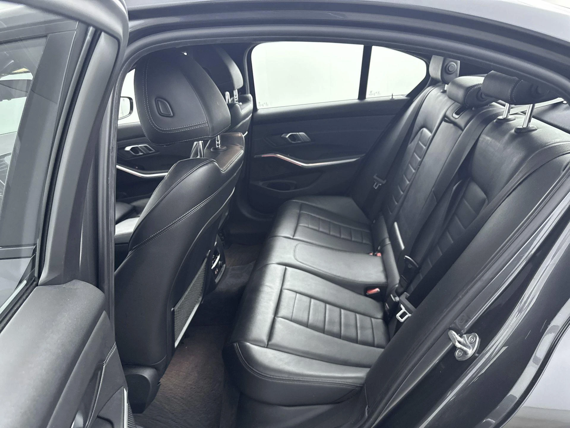 BMW-3 Serie-image-24