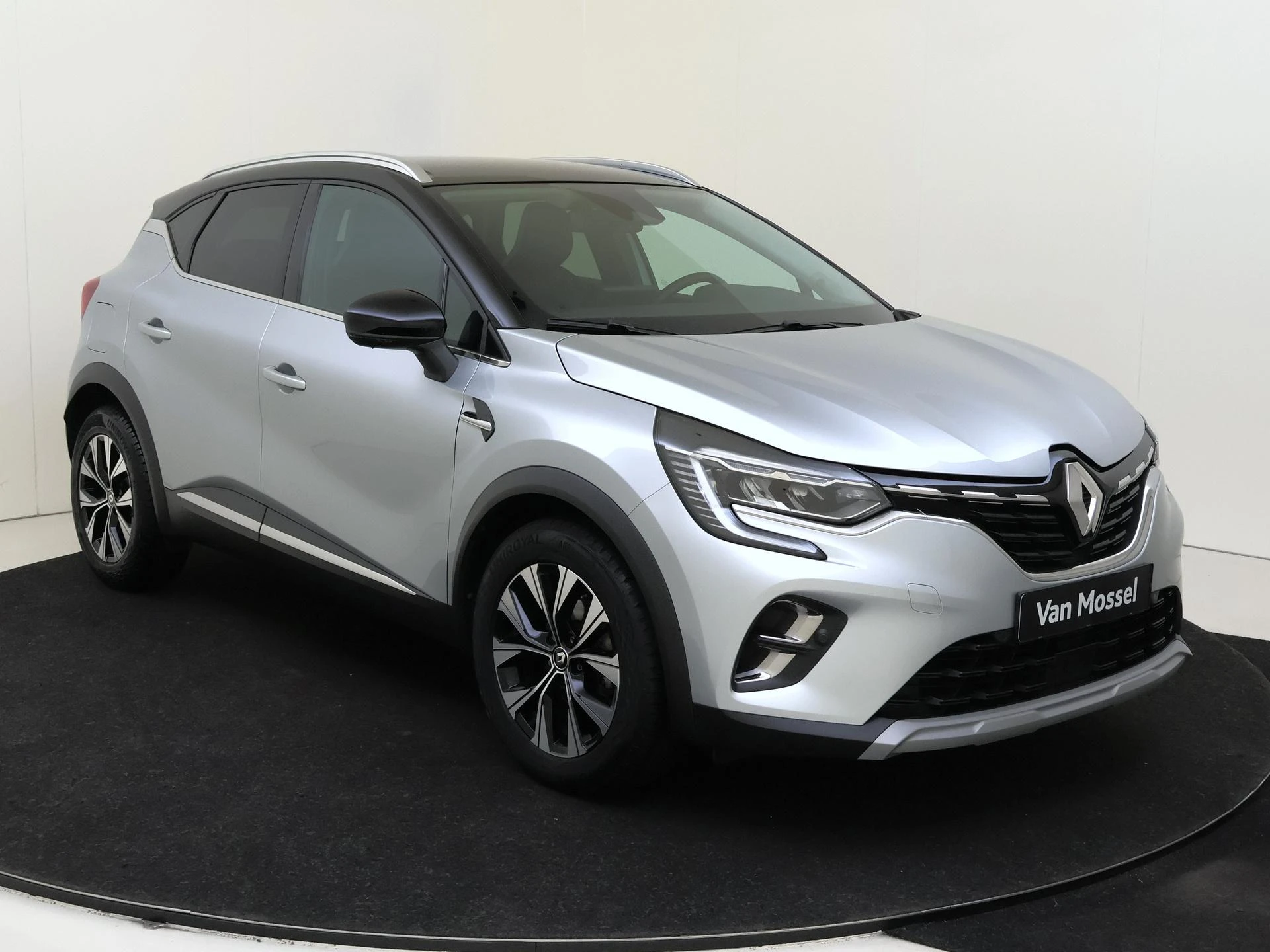 Renault-Captur-image-1