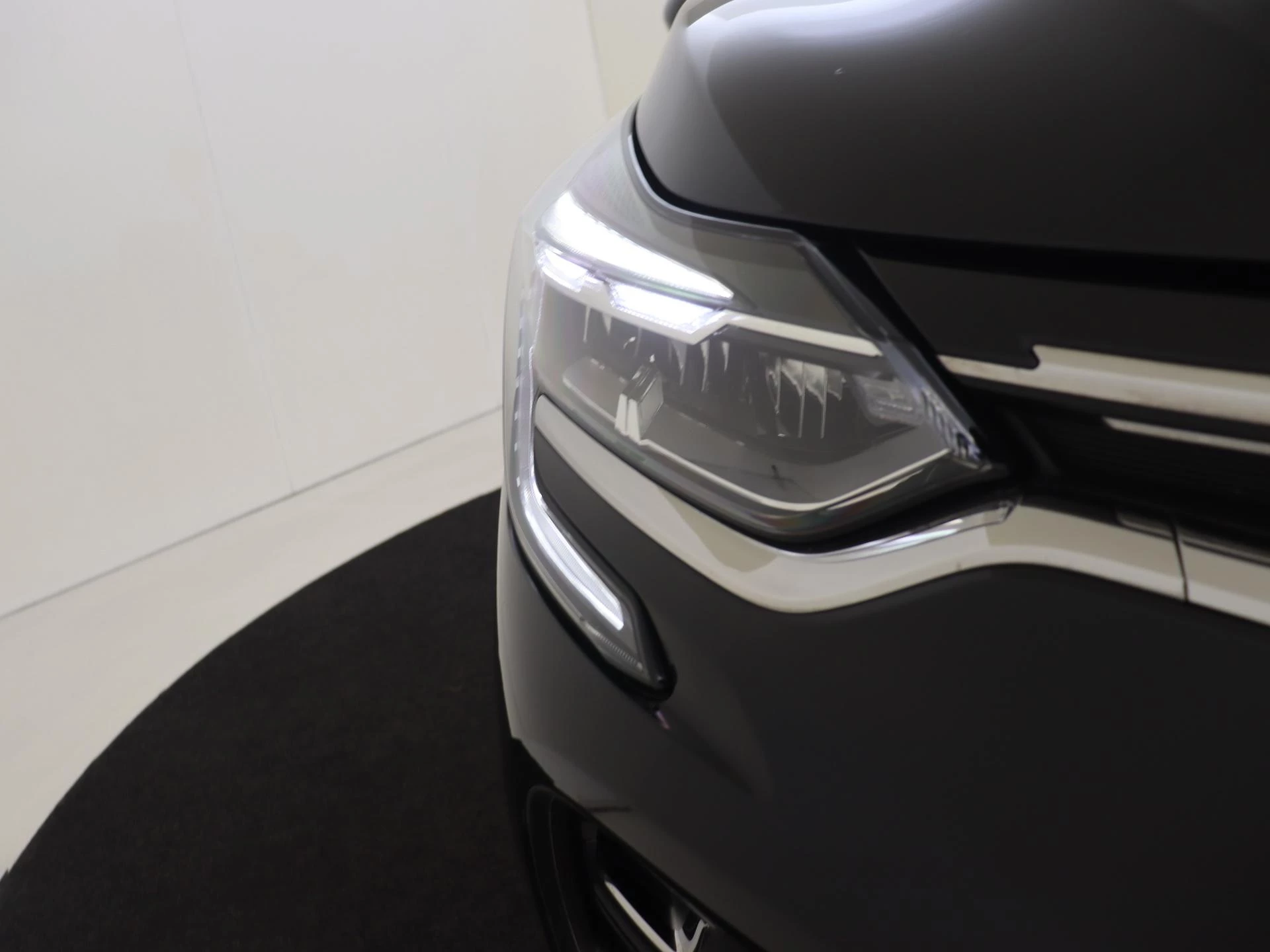 Renault-Captur-image-9