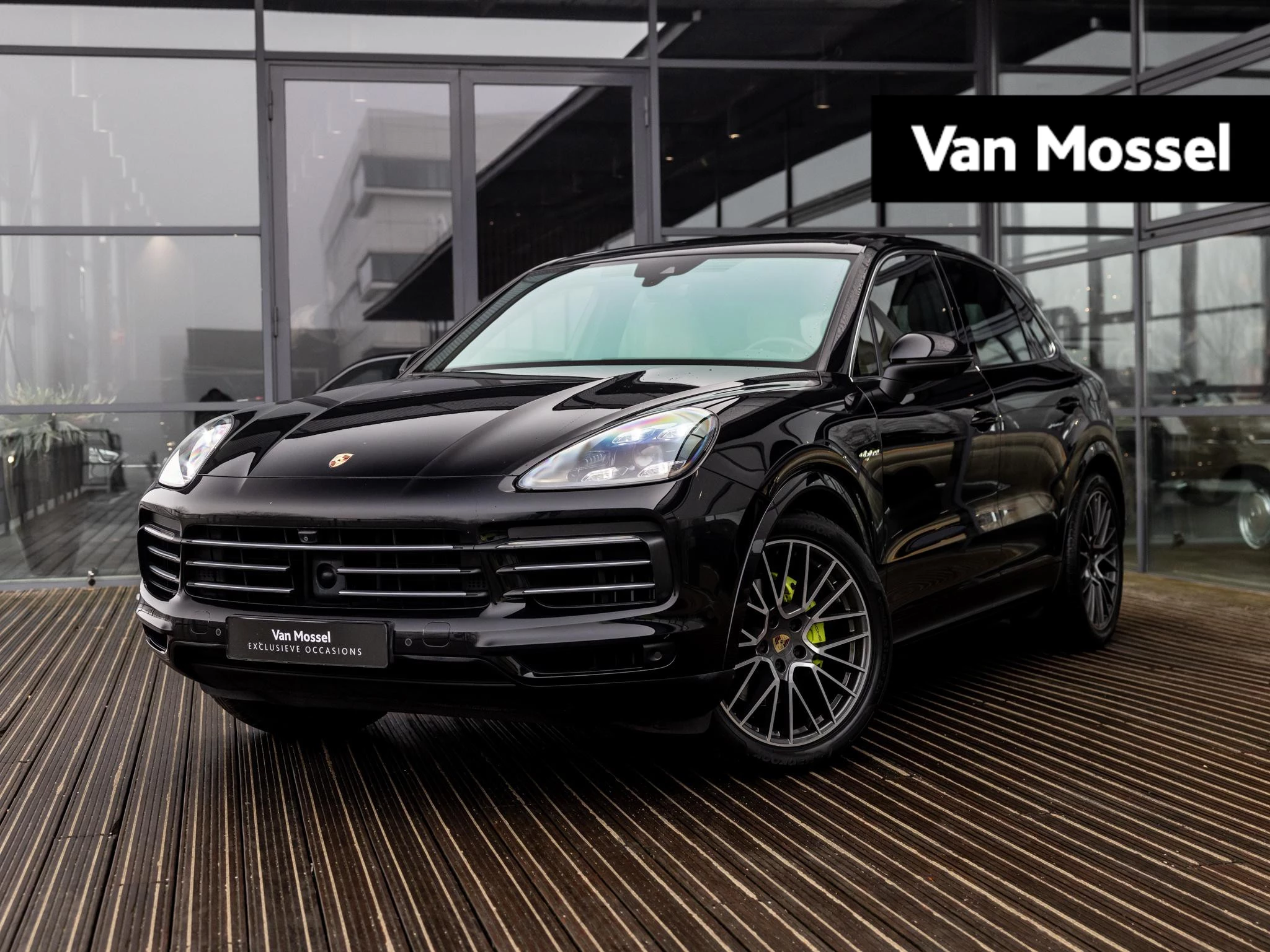 Porsche-Cayenne-image-0