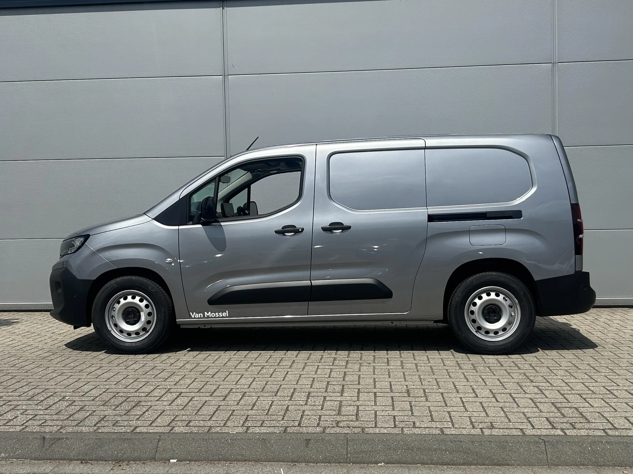 Peugeot e-Partner 136 L2 50 kWh