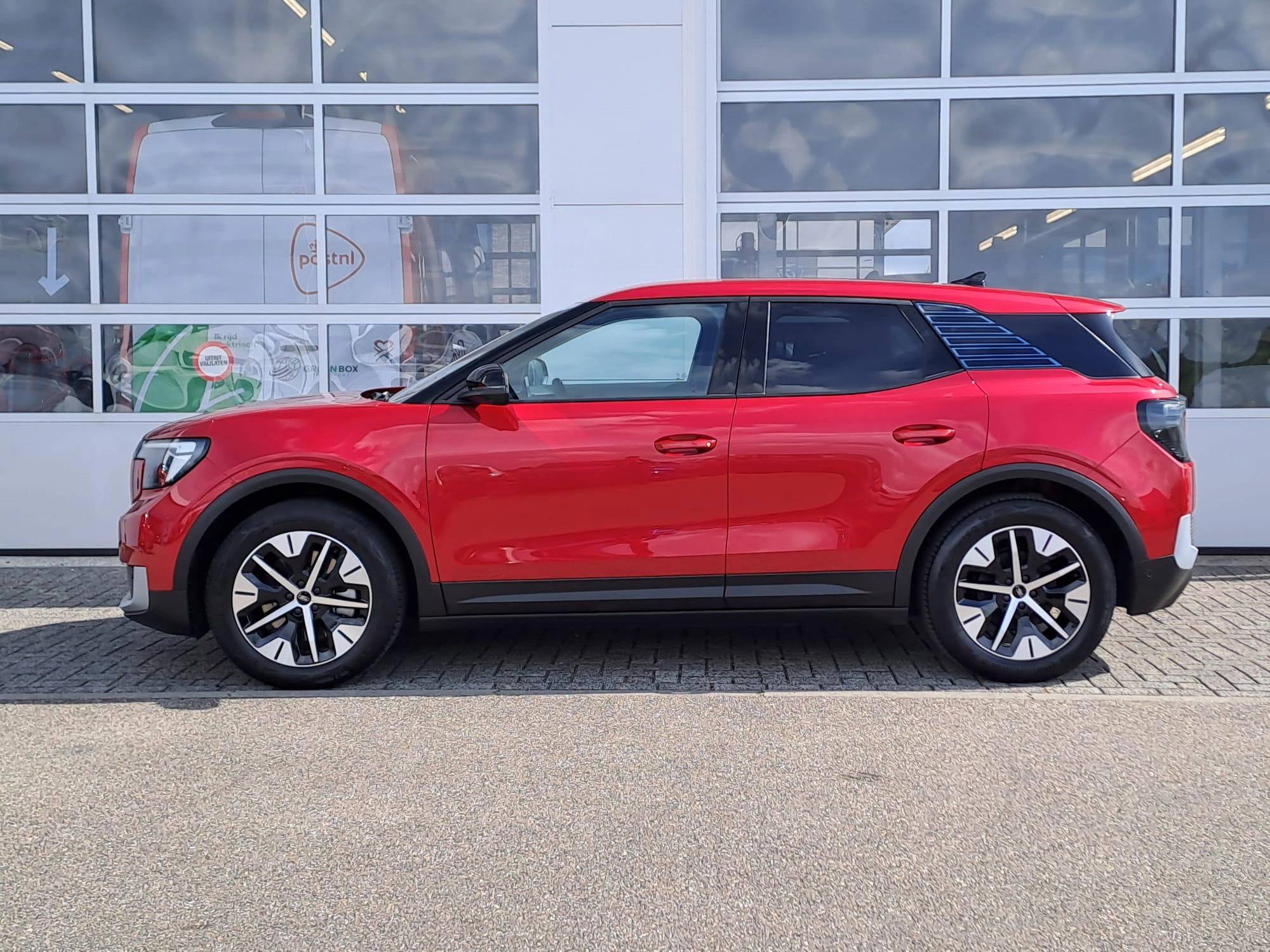 Ford-Explorer-image-1