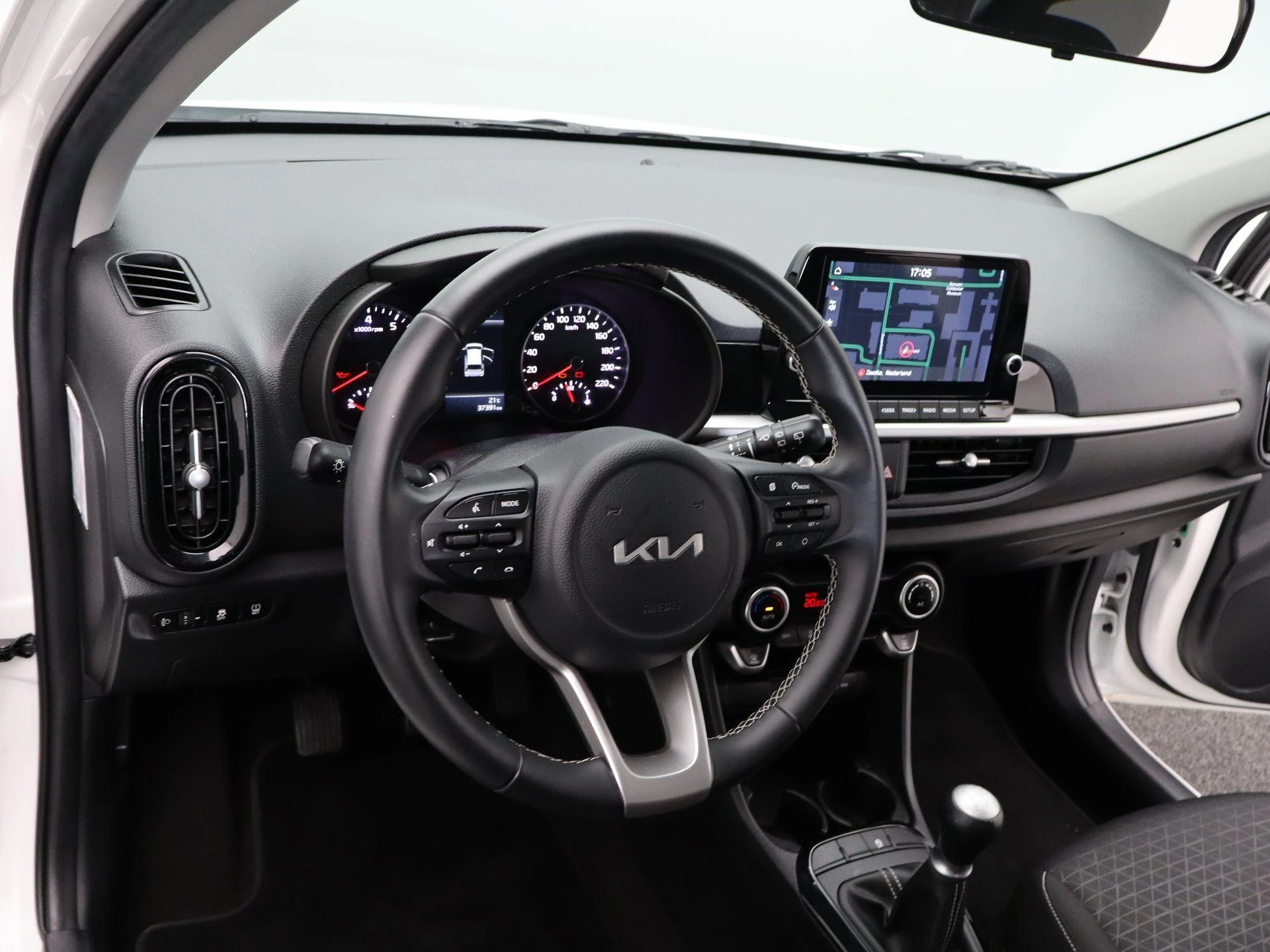 Kia-Picanto-image-25