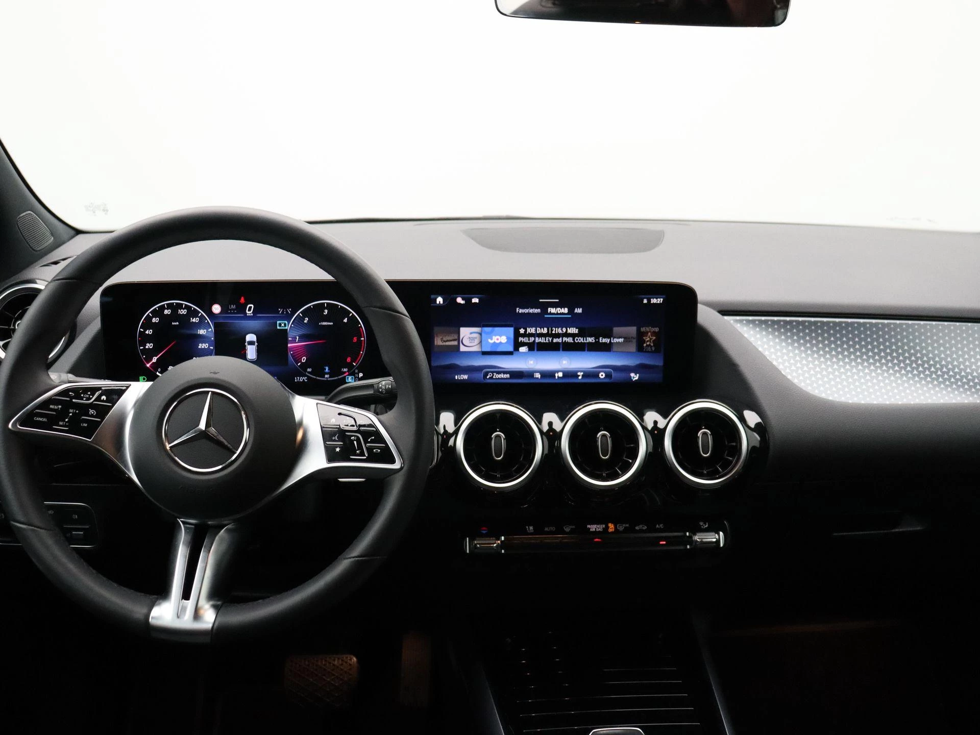 Mercedes-Benz B-Klasse 180 d Business Line + CARPLAY + LED + CAMERA +