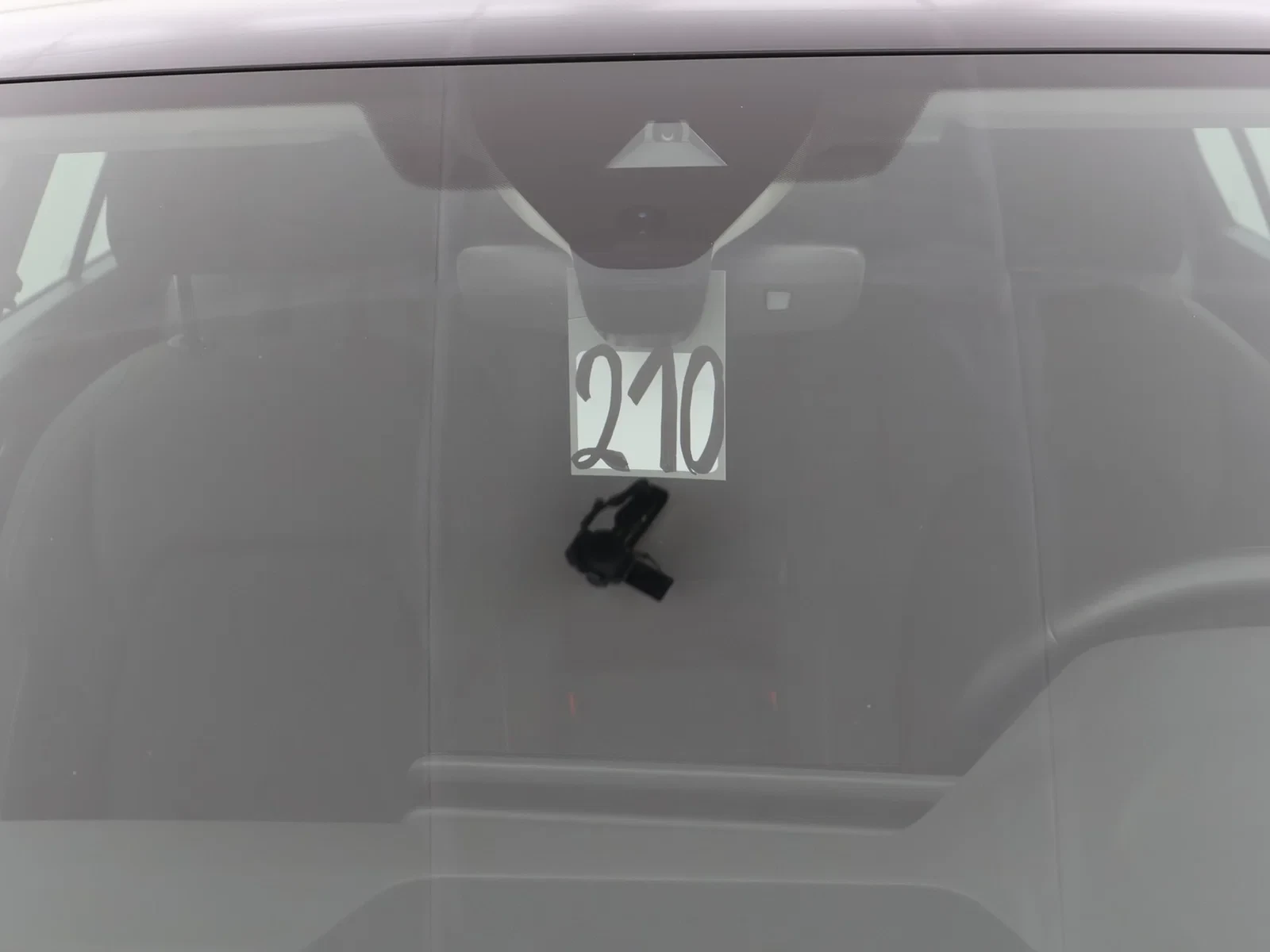 Volkswagen-Golf-image-7