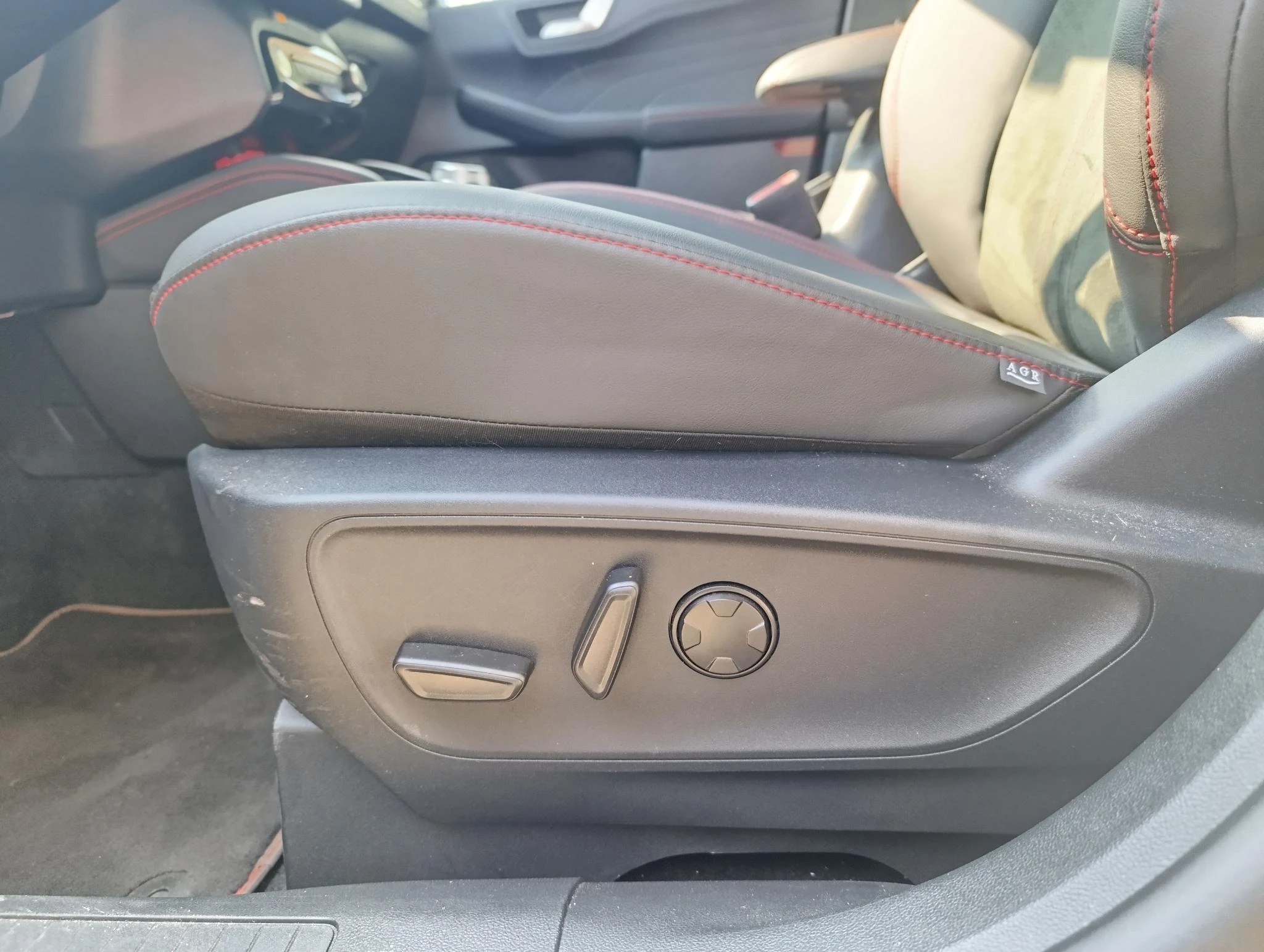 Ford-Kuga-image-19