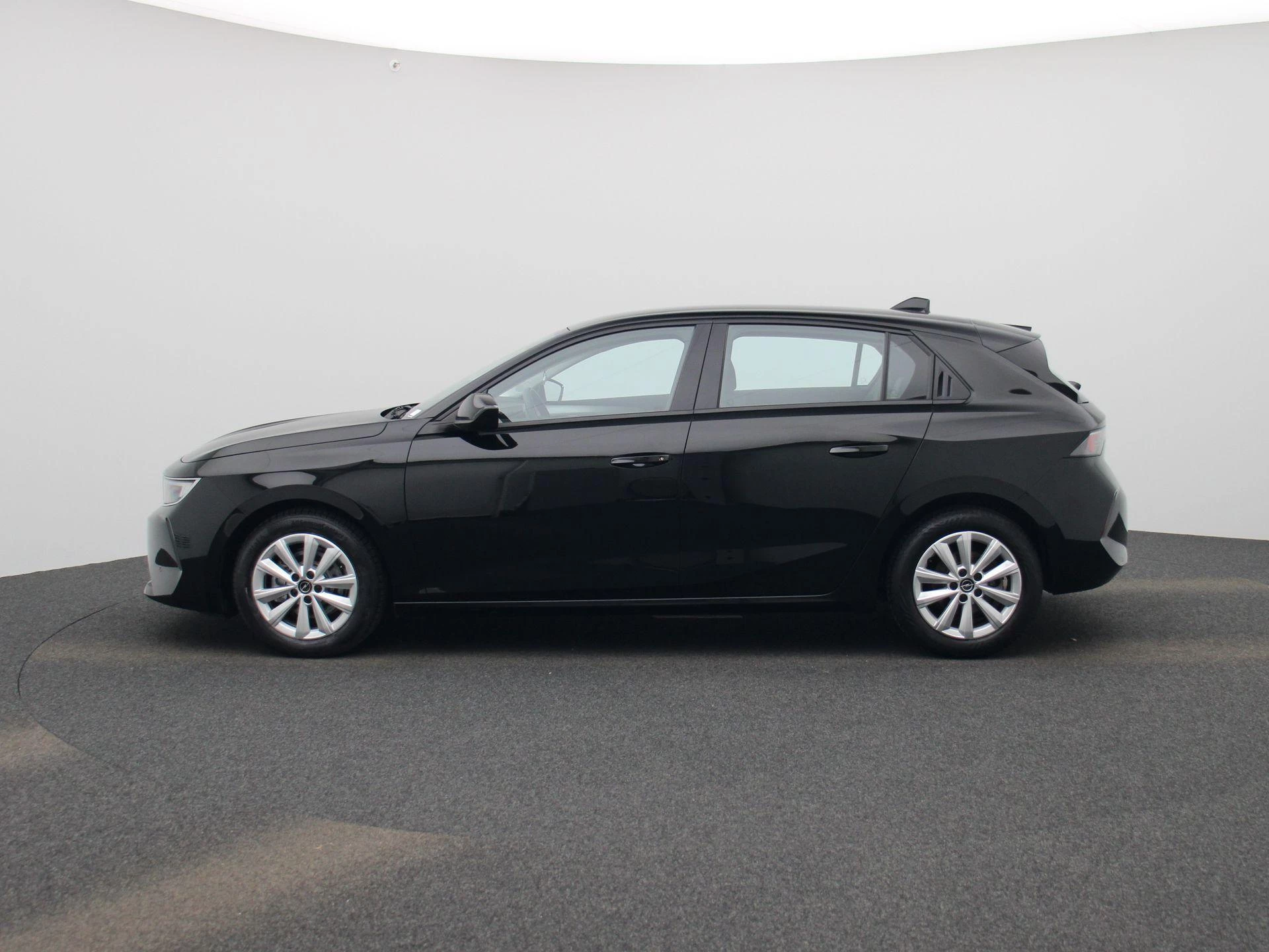 Opel-Astra-image-3