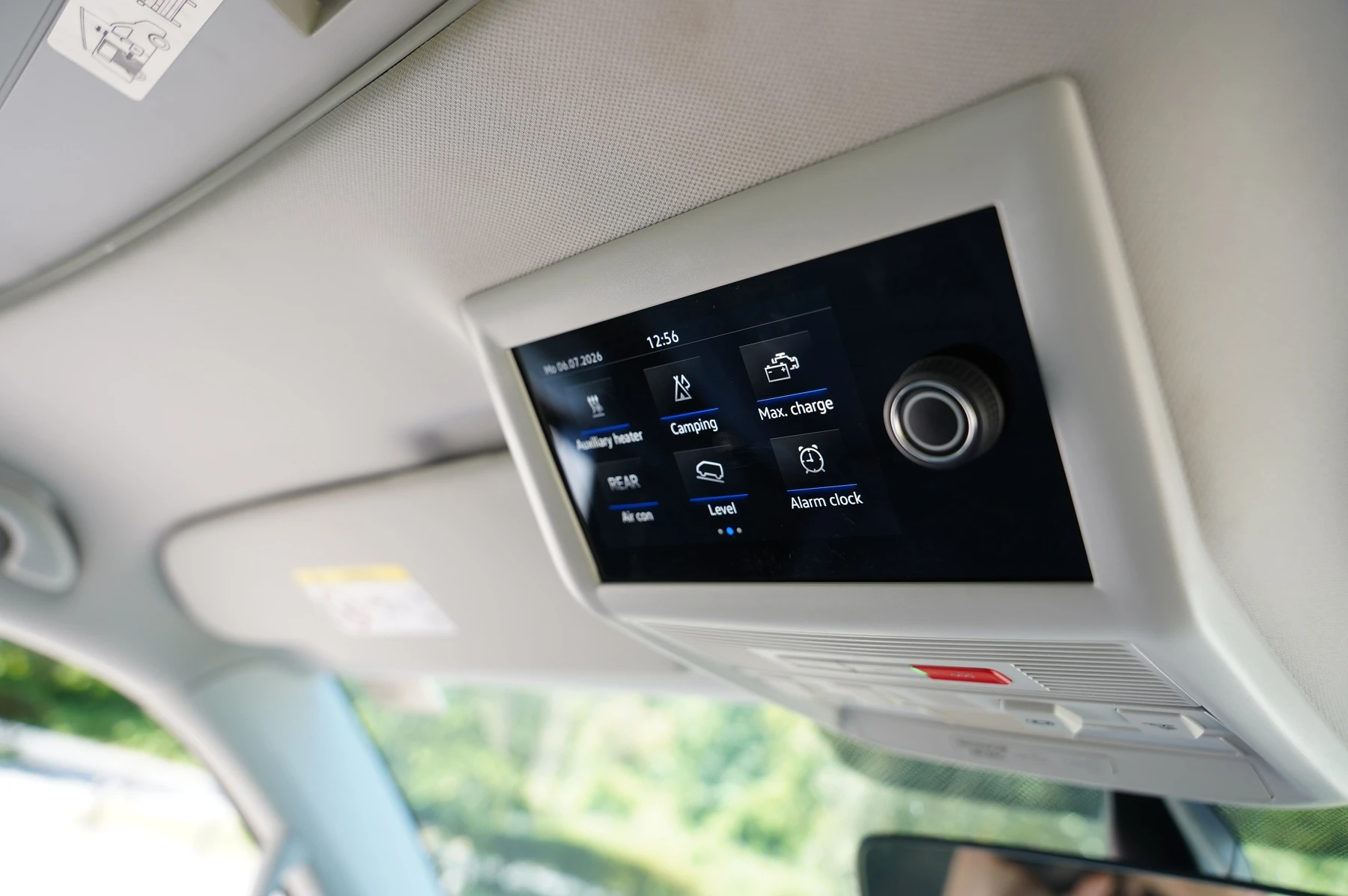 Volkswagen-California-image-47