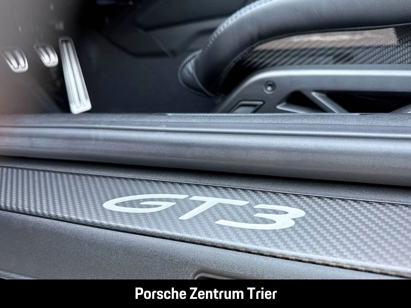 Porsche 911 992 GT3 mit Touring-Paket Liftsystem-VA BOSE gt3 mit touring-paket