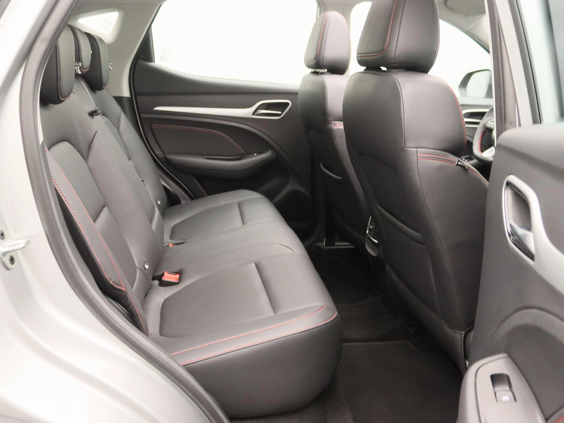 MG-ZS EV-image-24