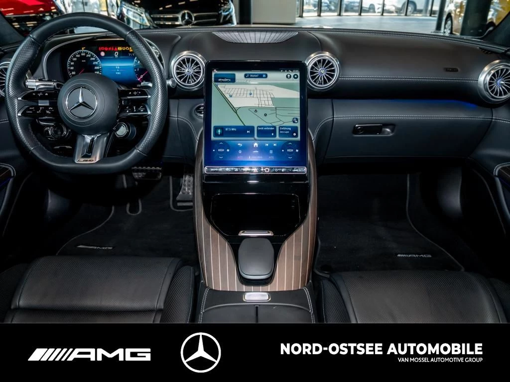 Mercedes-Benz-SL-image-11
