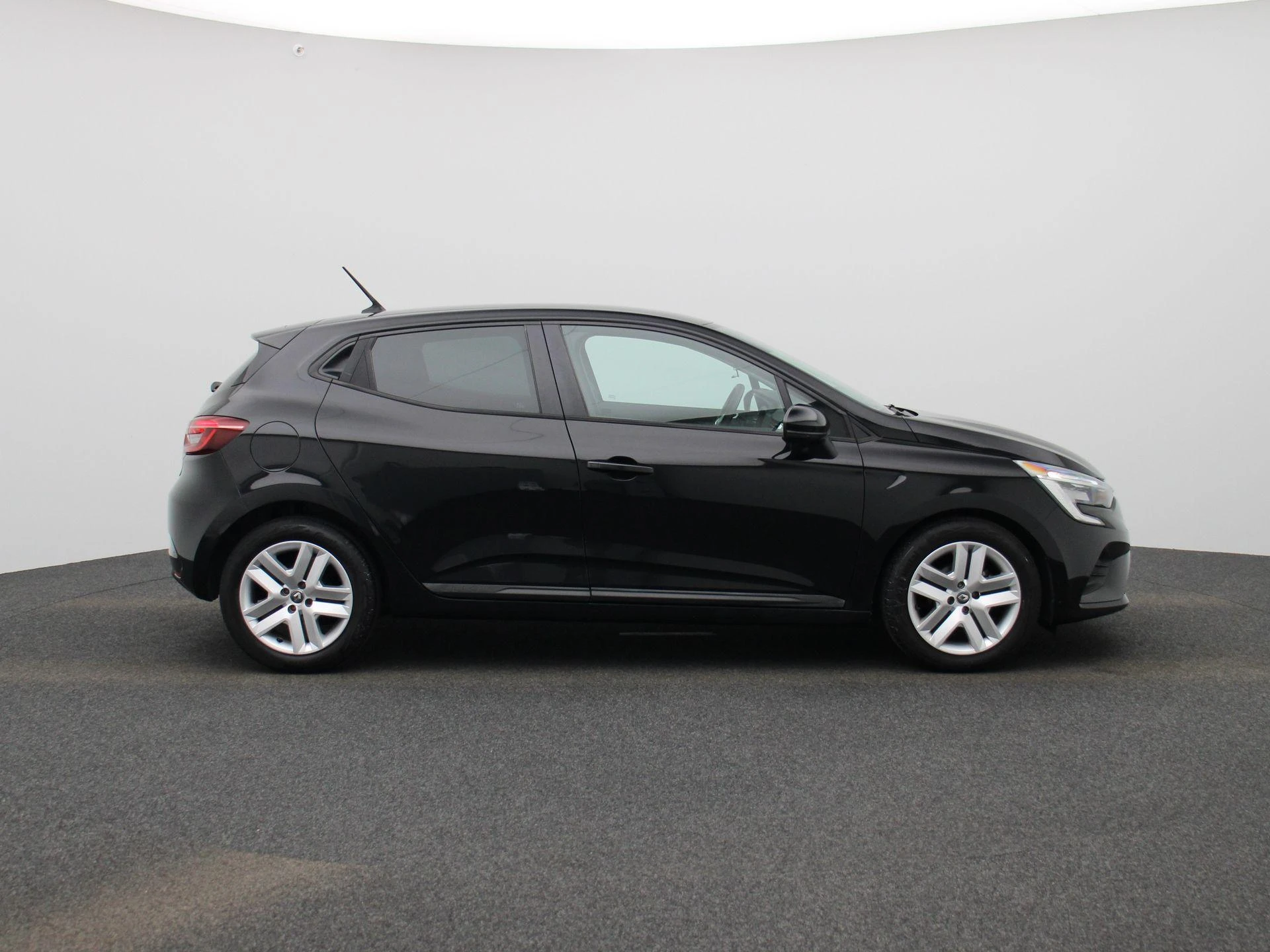 Renault-Clio-image-5