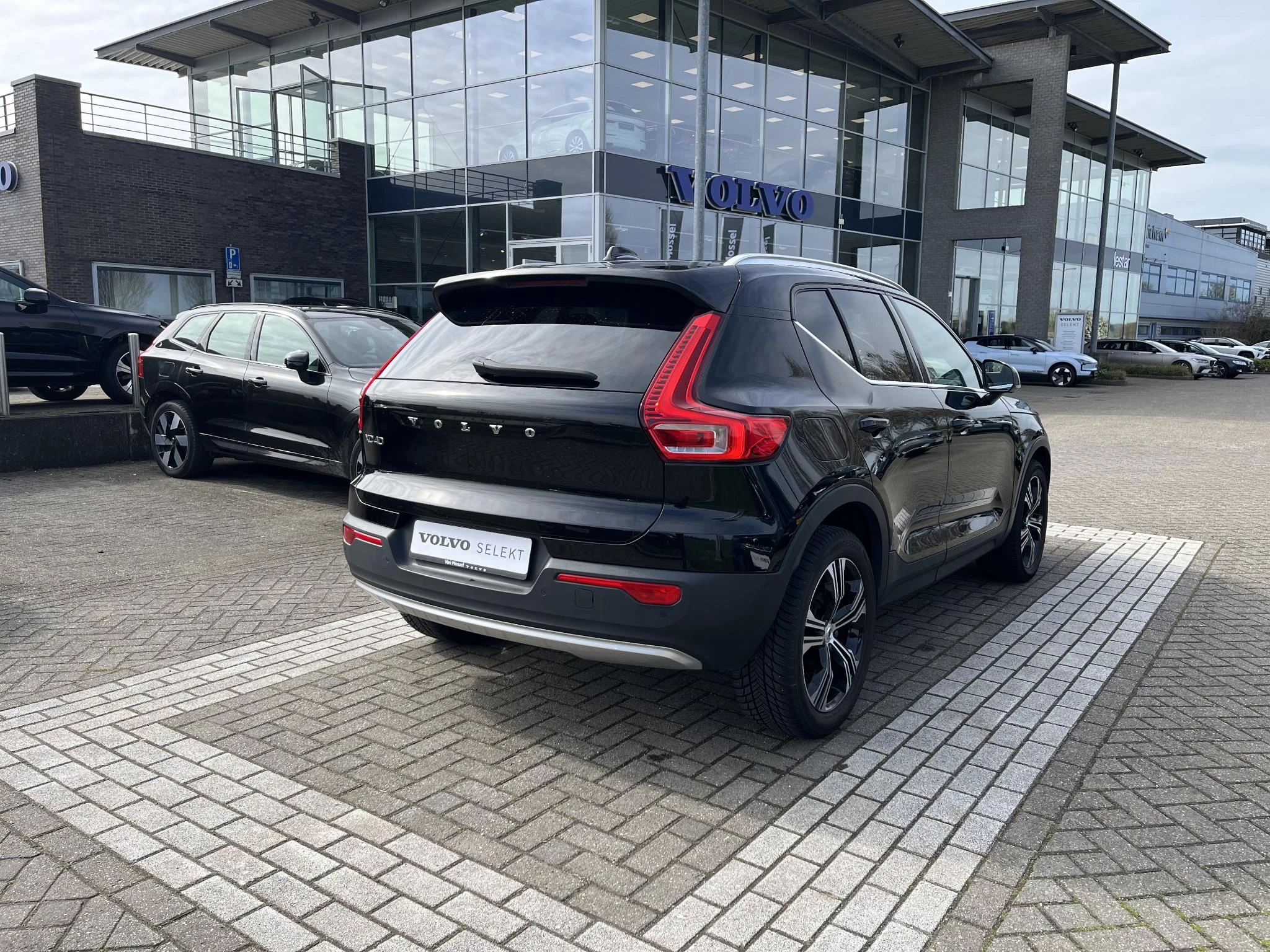 Volvo XC40 T4 Recharge Inscription Expression