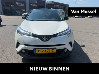 Toyota C-HR 1.2 Bi-Tone 116 PK