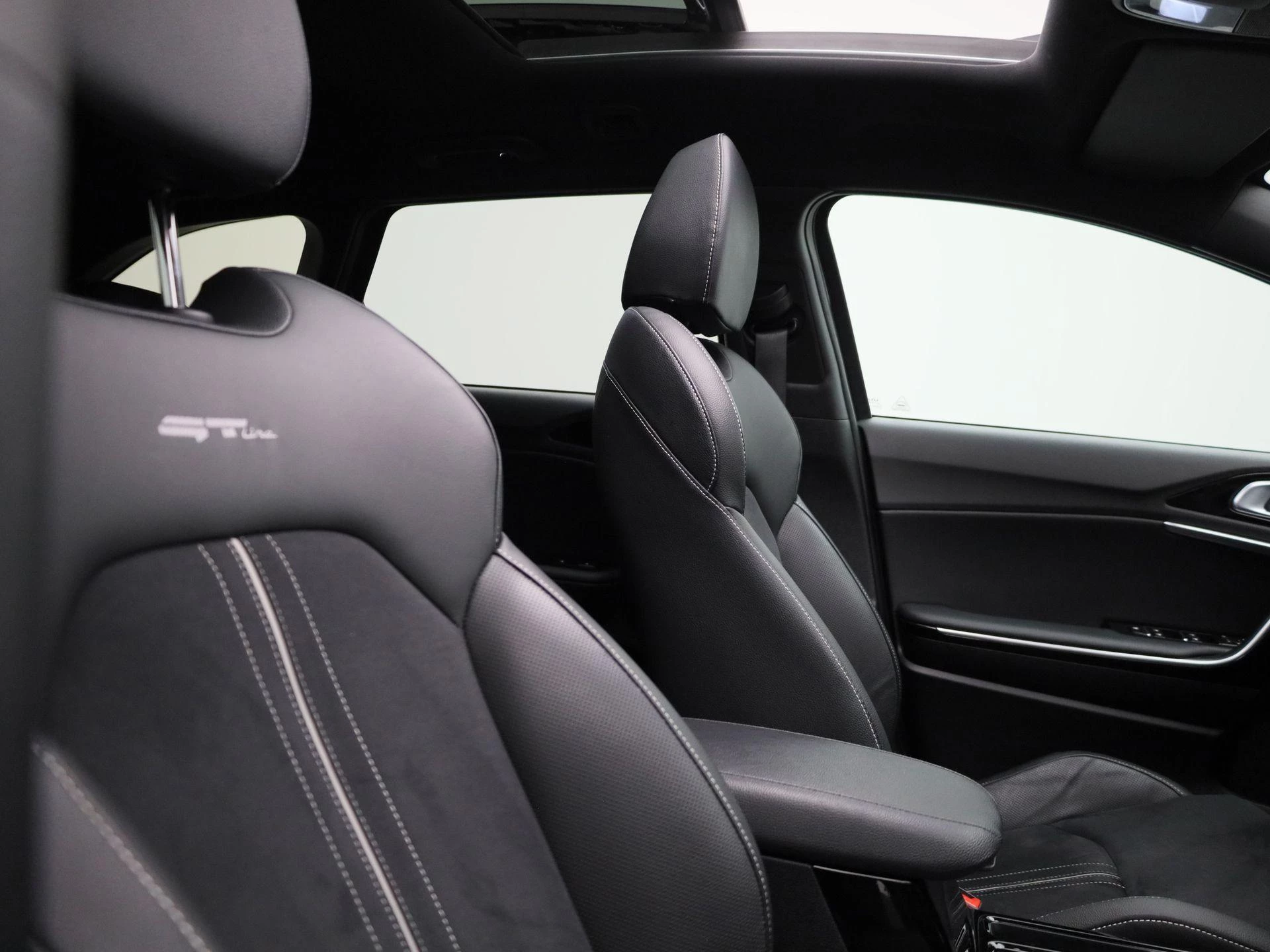 Kia-Ceed Sportswagon-image-7