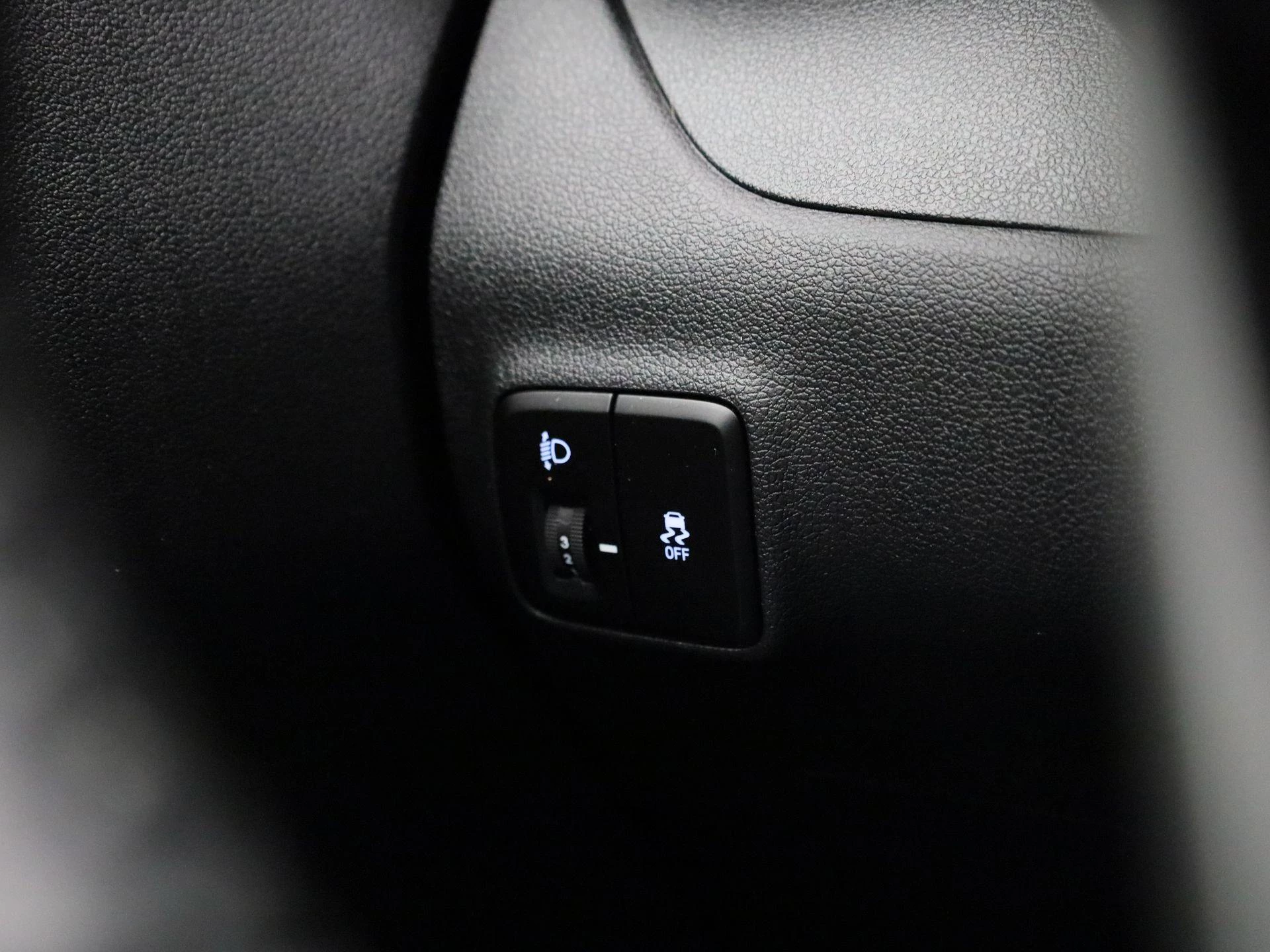 Hyundai-i10-image-23