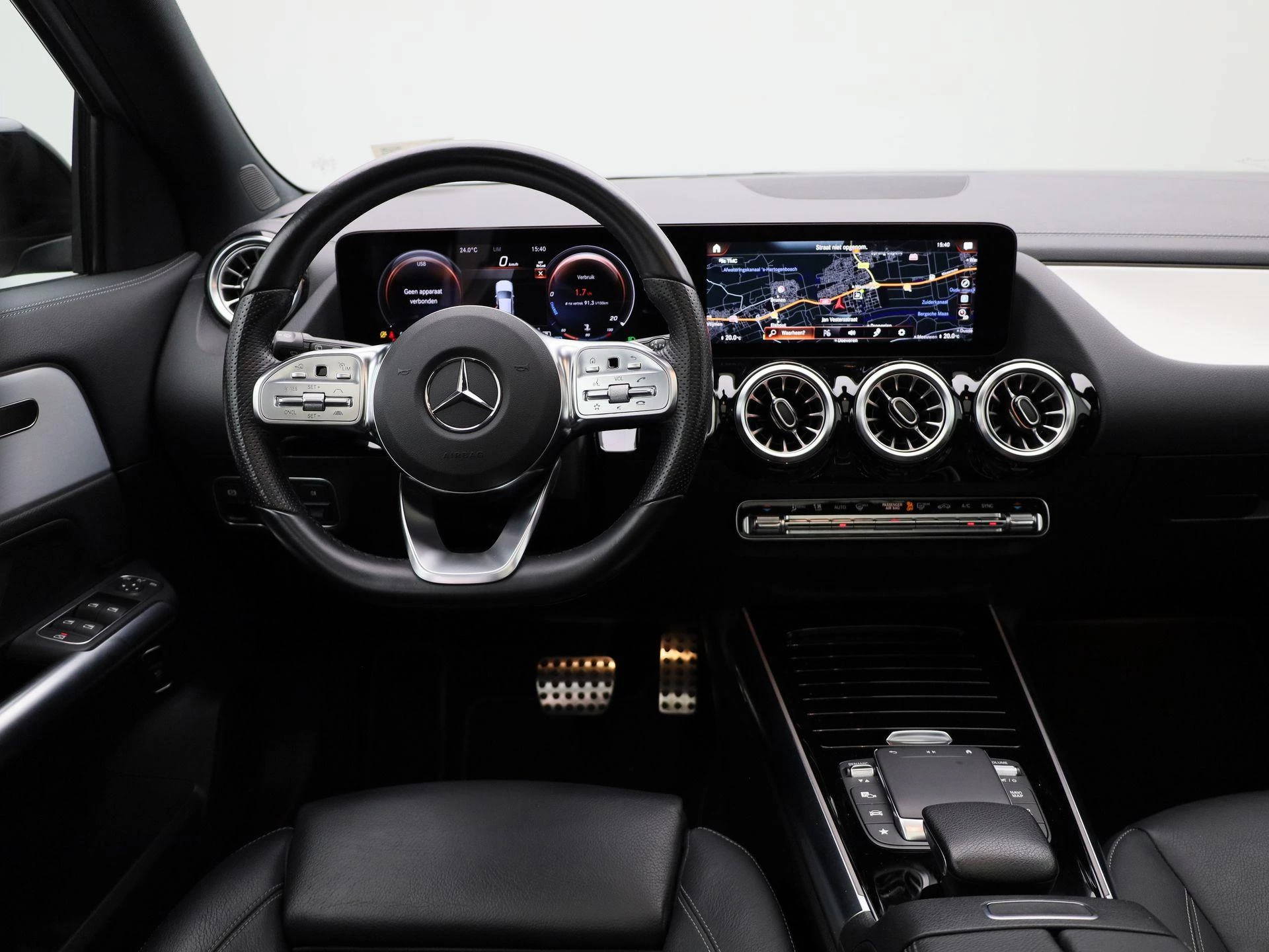 Mercedes-Benz GLA GLA 180 AMG Line