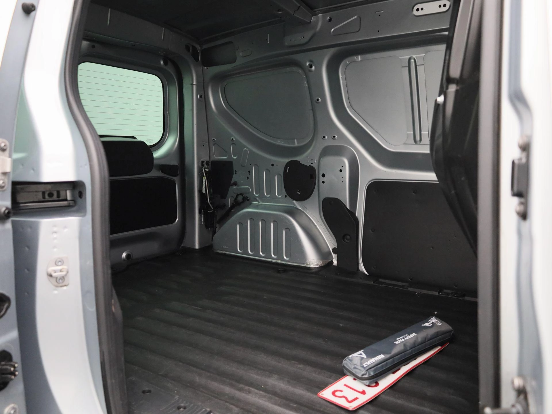 Renault-Express-image-14