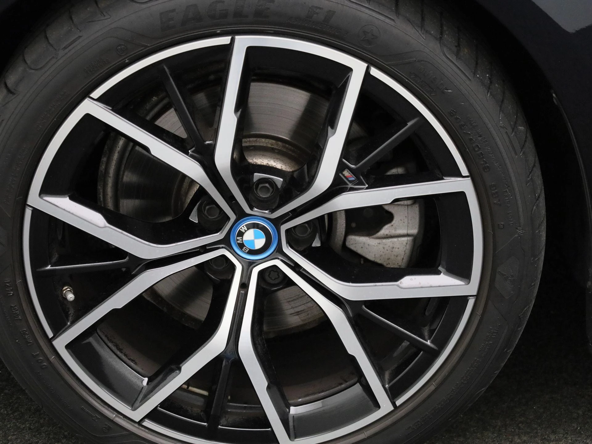 BMW-5 Serie-image-14