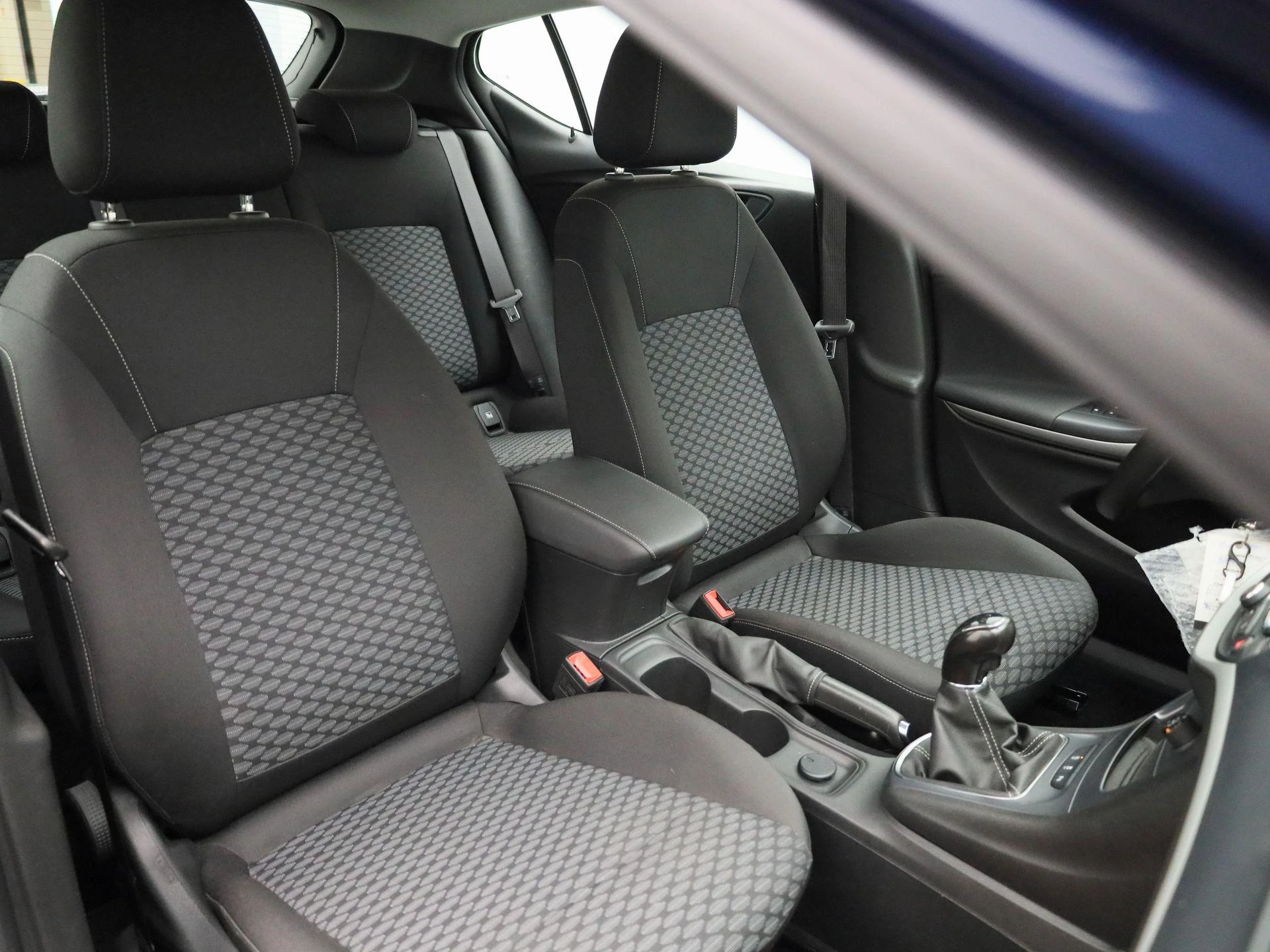 Opel-Astra-image-30